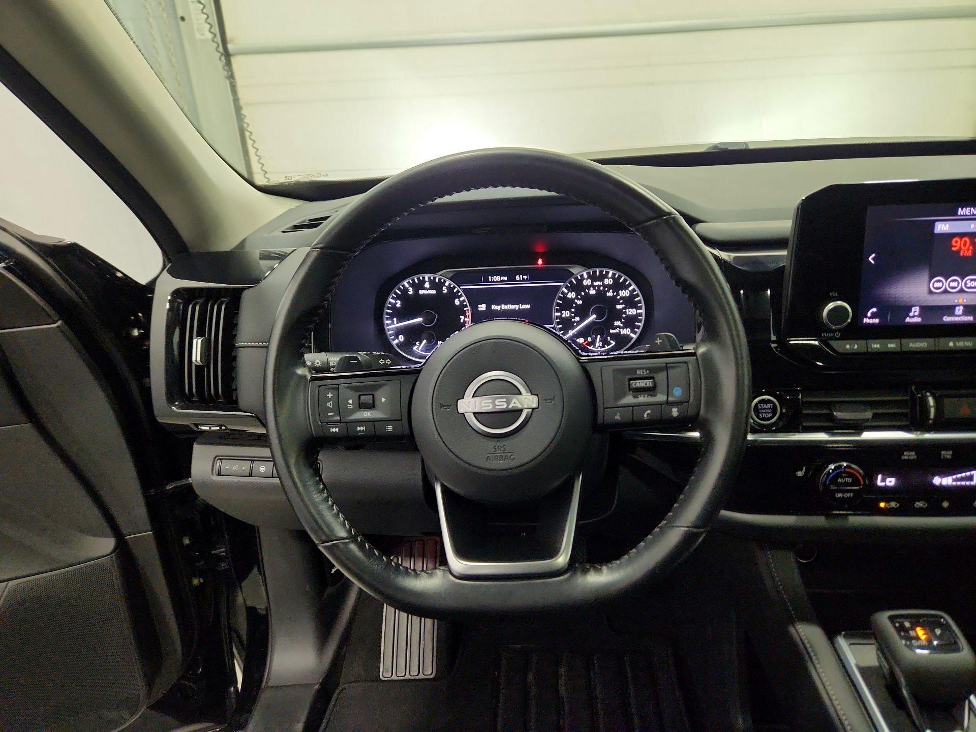 Thumbnail: 2023 Nissan Pathfinder - 10