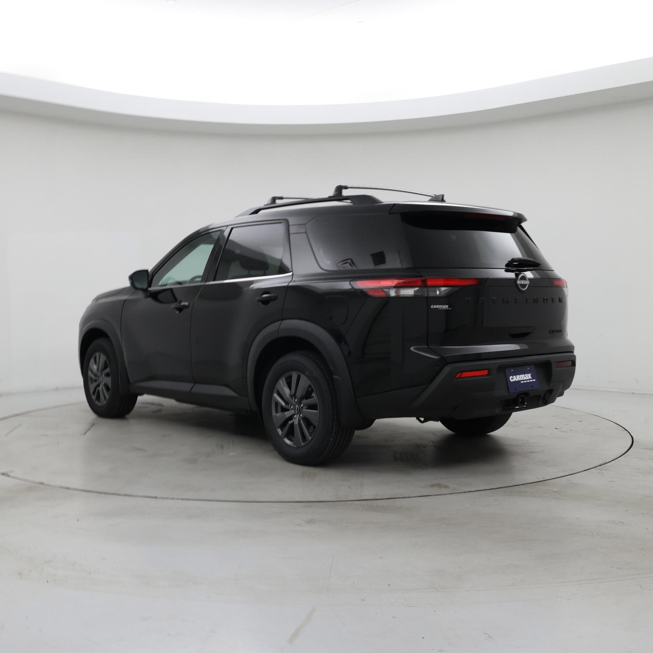 Thumbnail: 2023 Nissan Pathfinder - 2