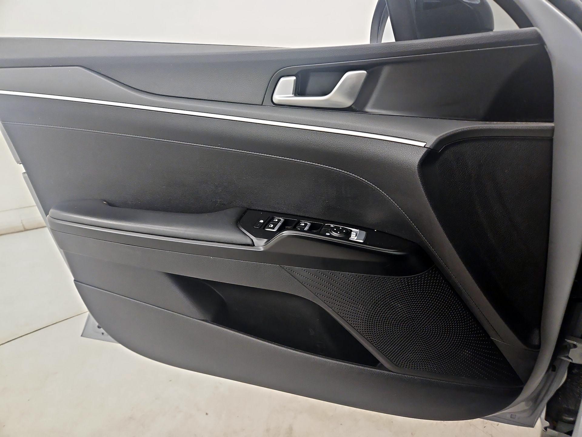 Thumbnail: 2024 Kia K5 - 12