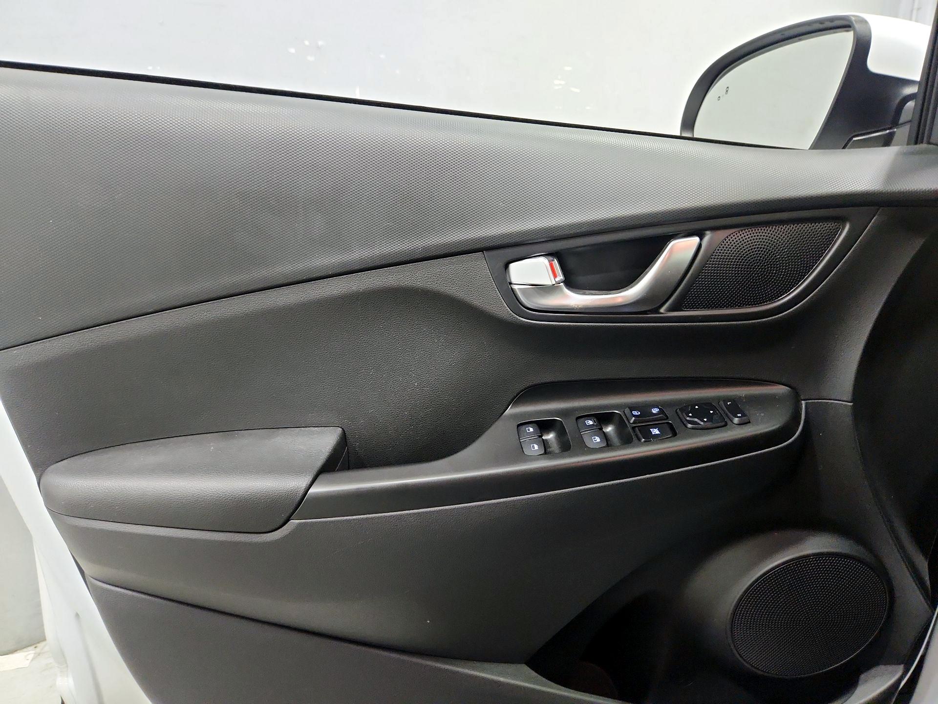 Thumbnail: 2023 Hyundai Kona - 12