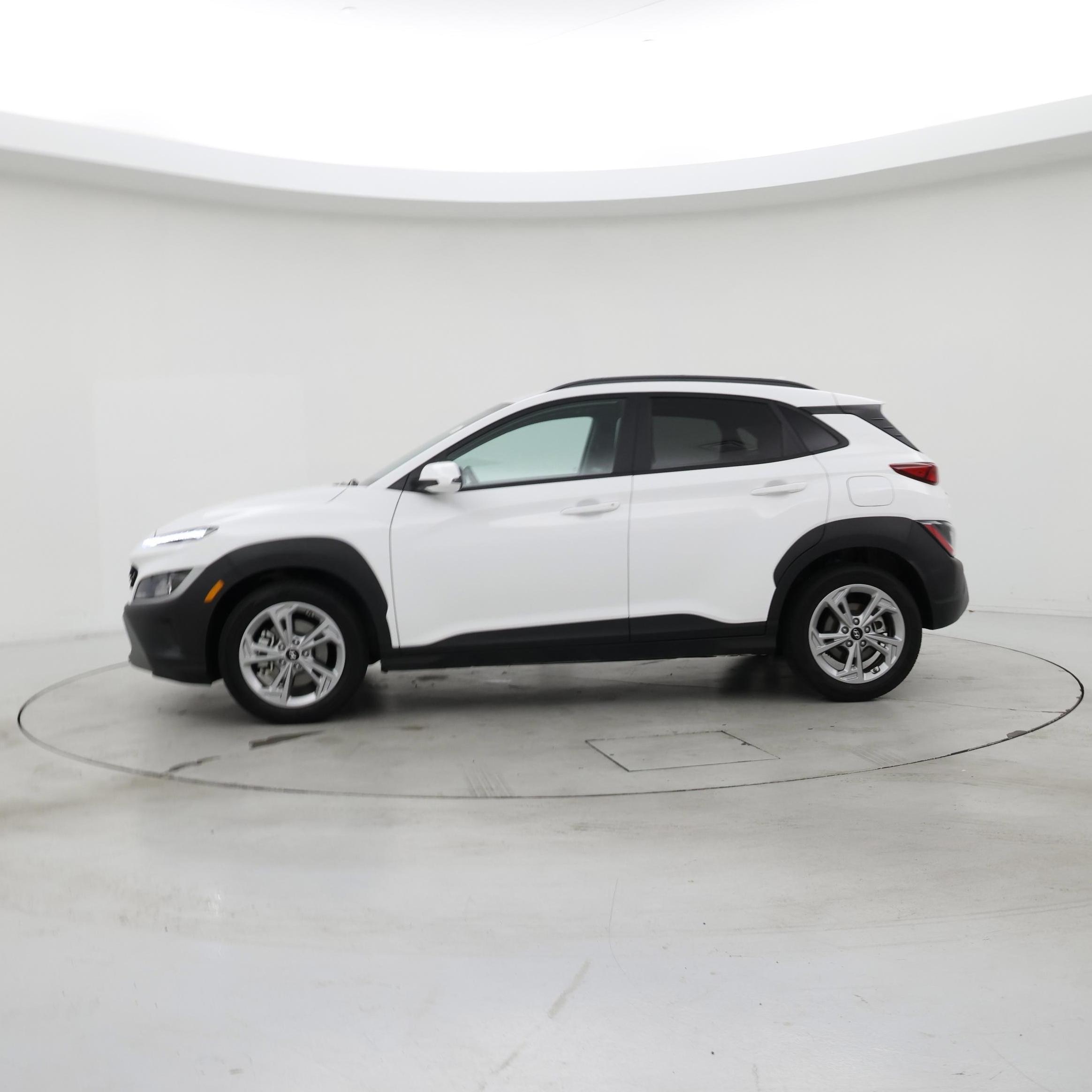 Thumbnail: 2023 Hyundai Kona - 3