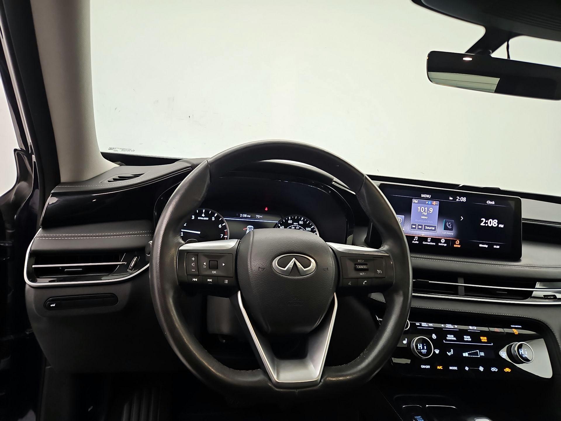 Thumbnail: 2023 INFINITI QX60 - 10