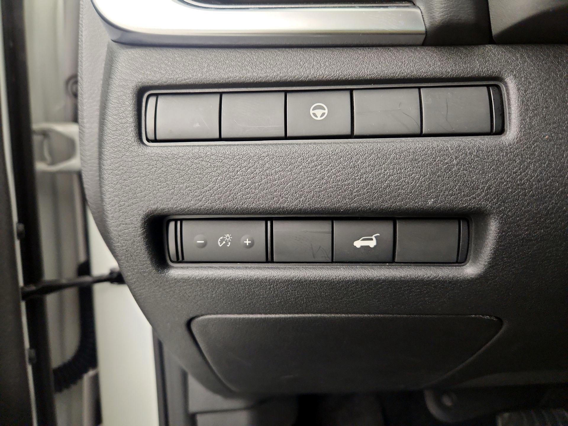 Thumbnail: 2022 Nissan Rogue - 13