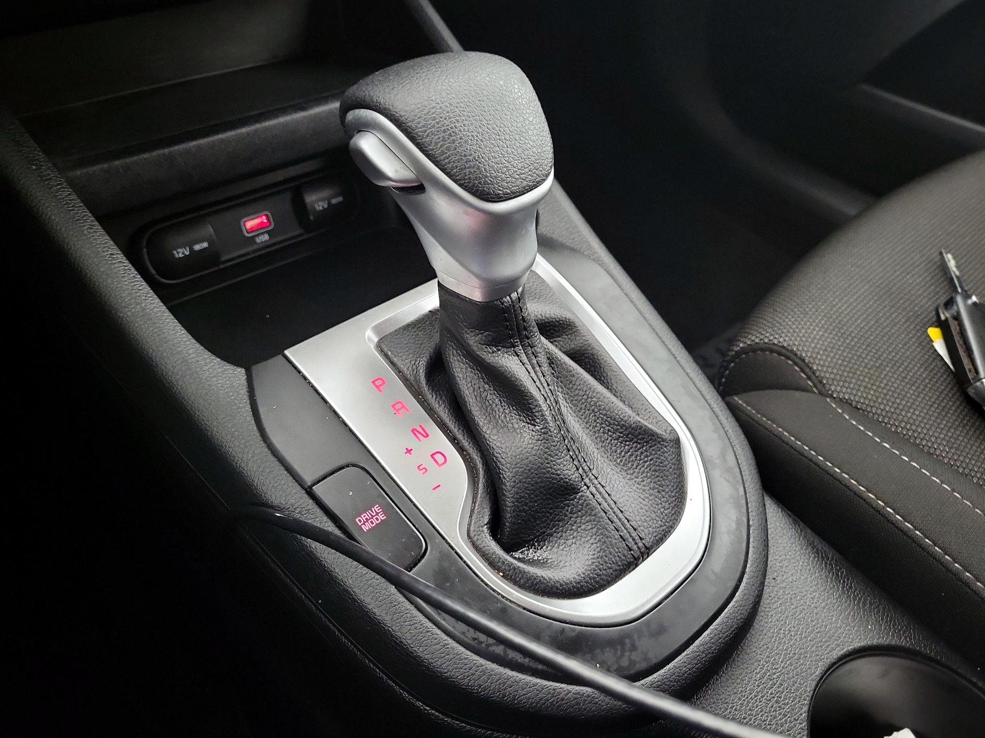 Thumbnail: 2022 Kia Forte - 15