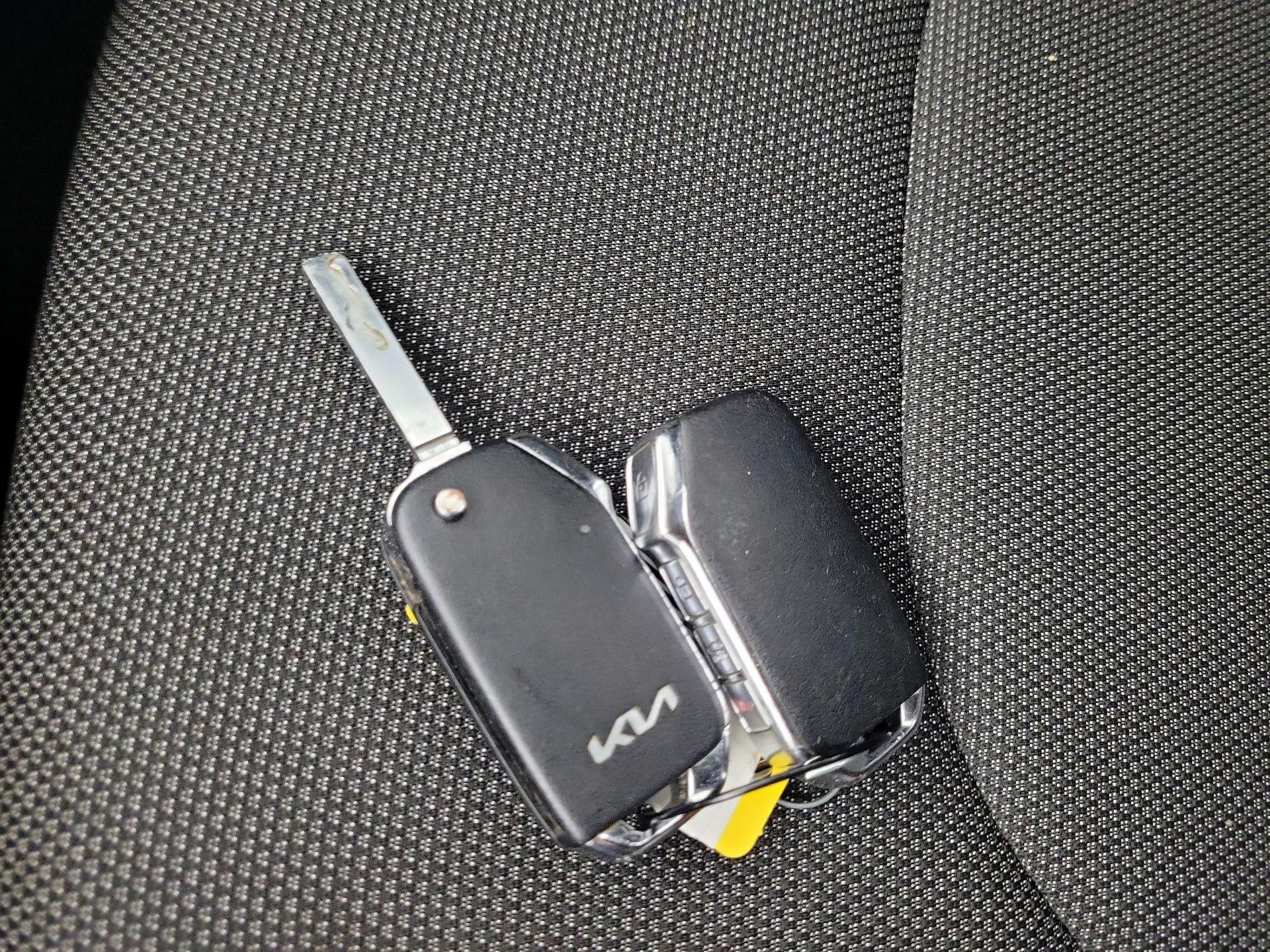 Thumbnail: 2022 Kia Forte - 20