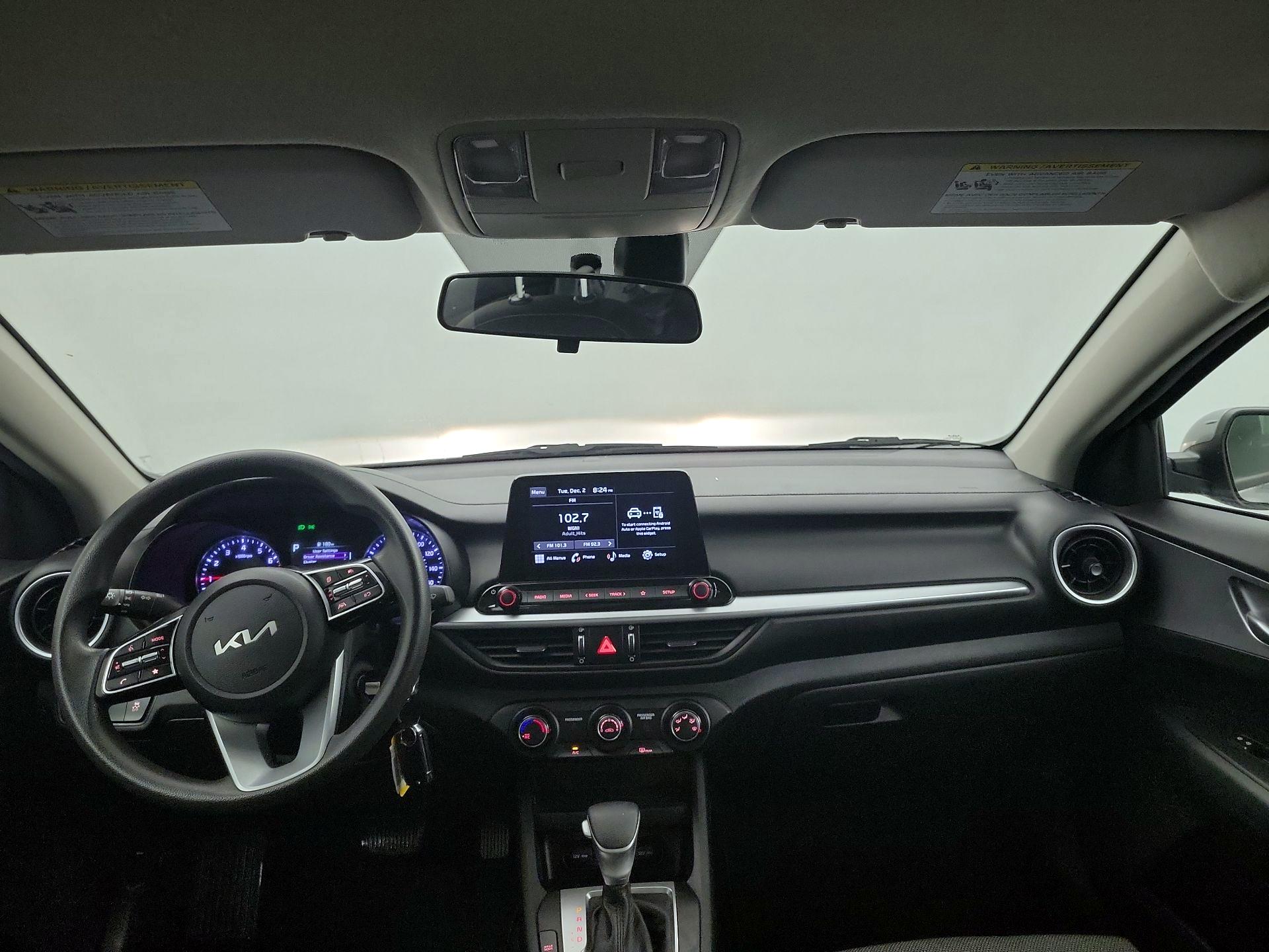 Thumbnail: 2022 Kia Forte - 8