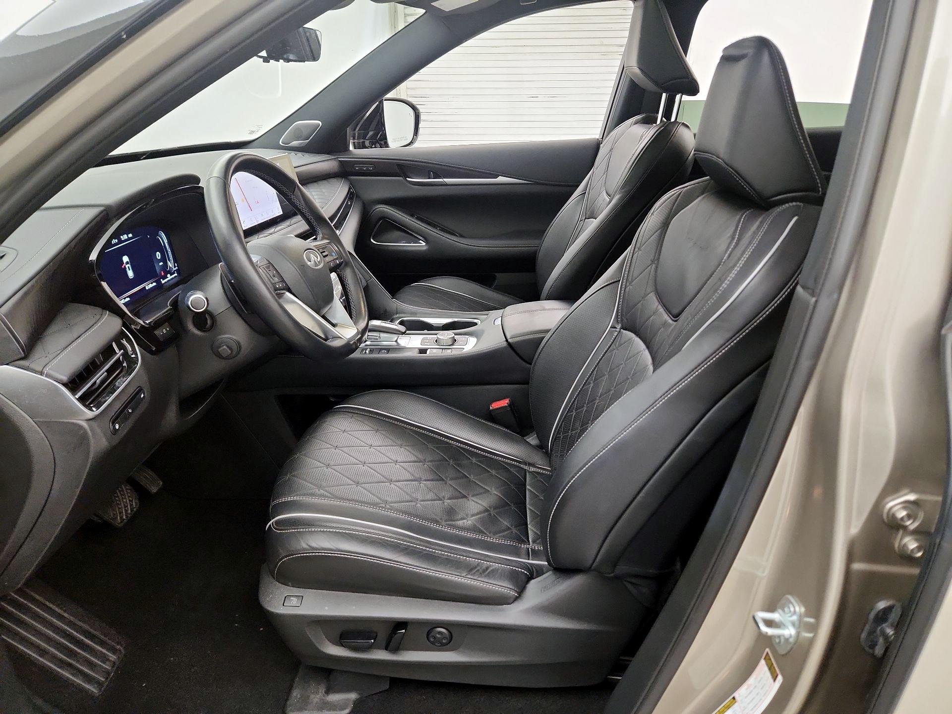 Thumbnail: 2022 INFINITI QX60 - 11