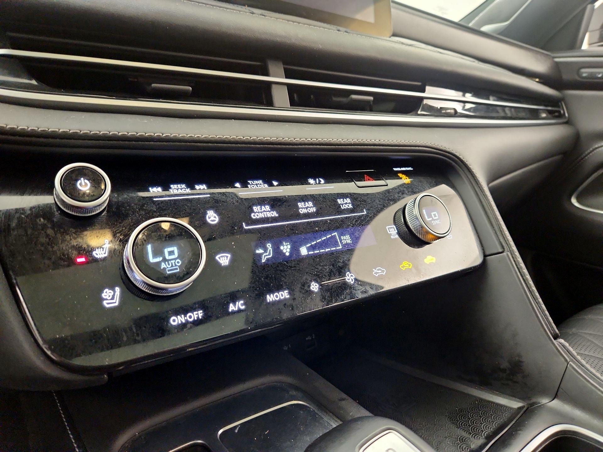 Thumbnail: 2022 INFINITI QX60 - 17