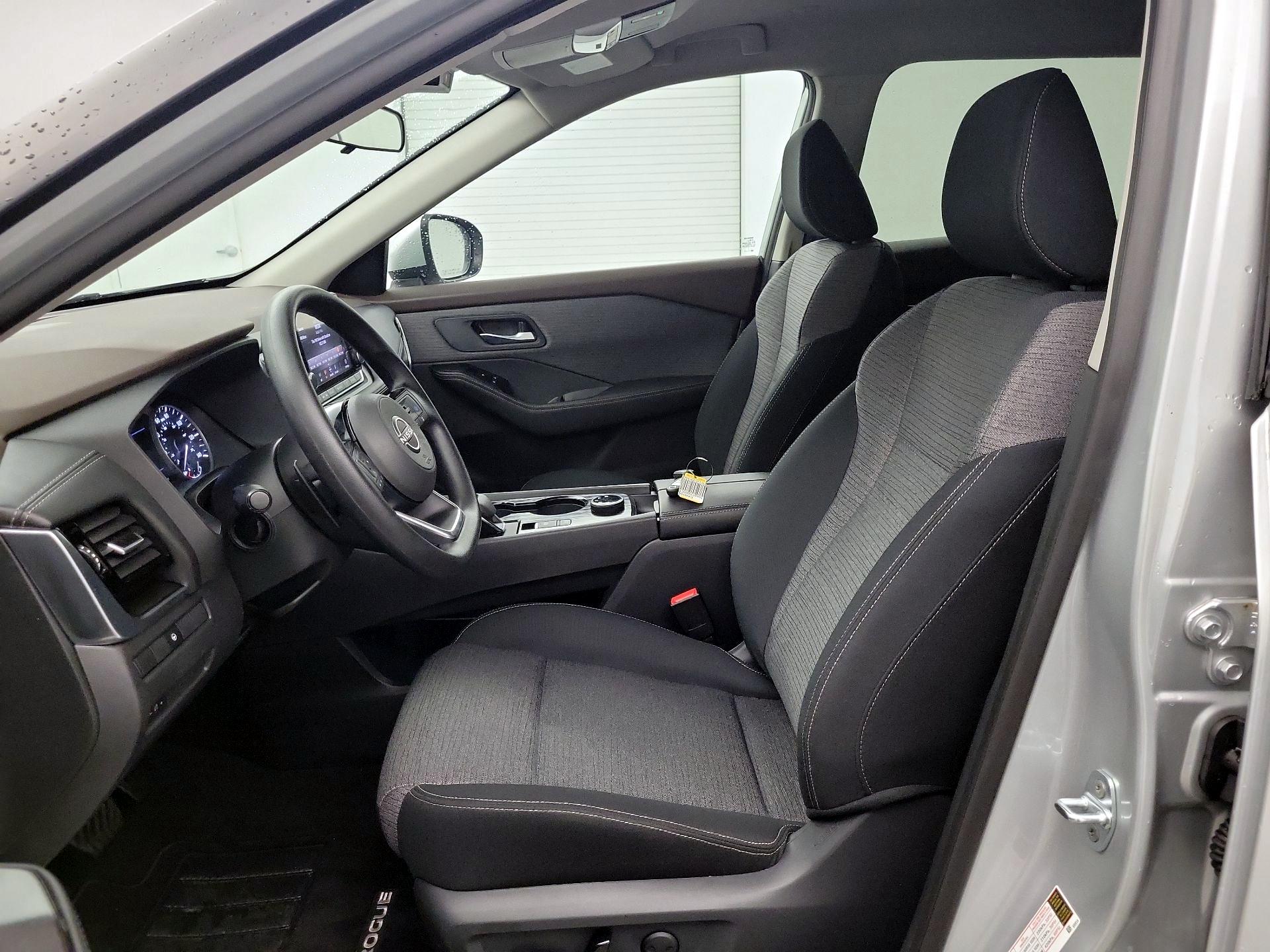 Thumbnail: 2022 Nissan Rogue - 9