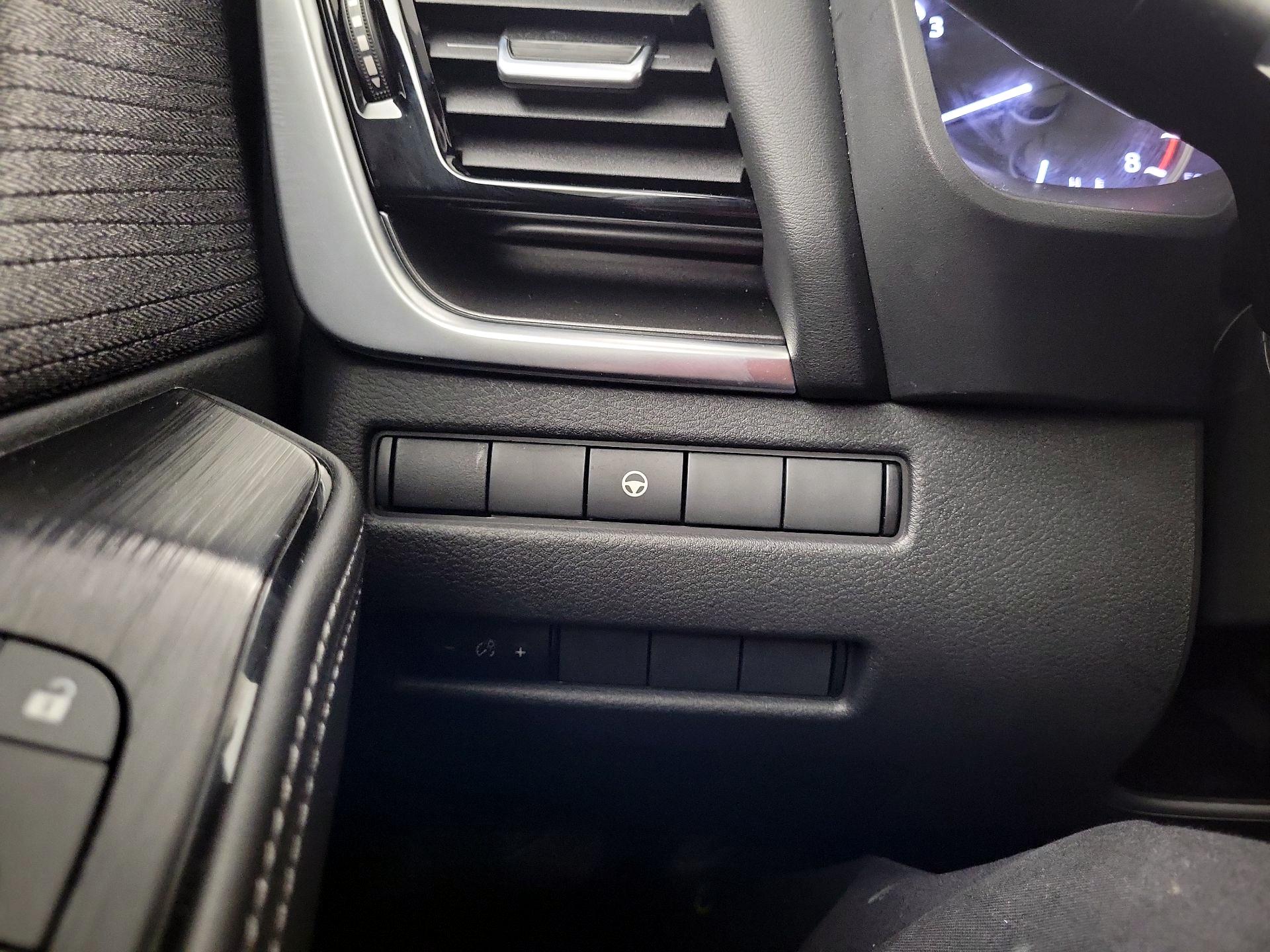 Thumbnail: 2022 Nissan Rogue - 11