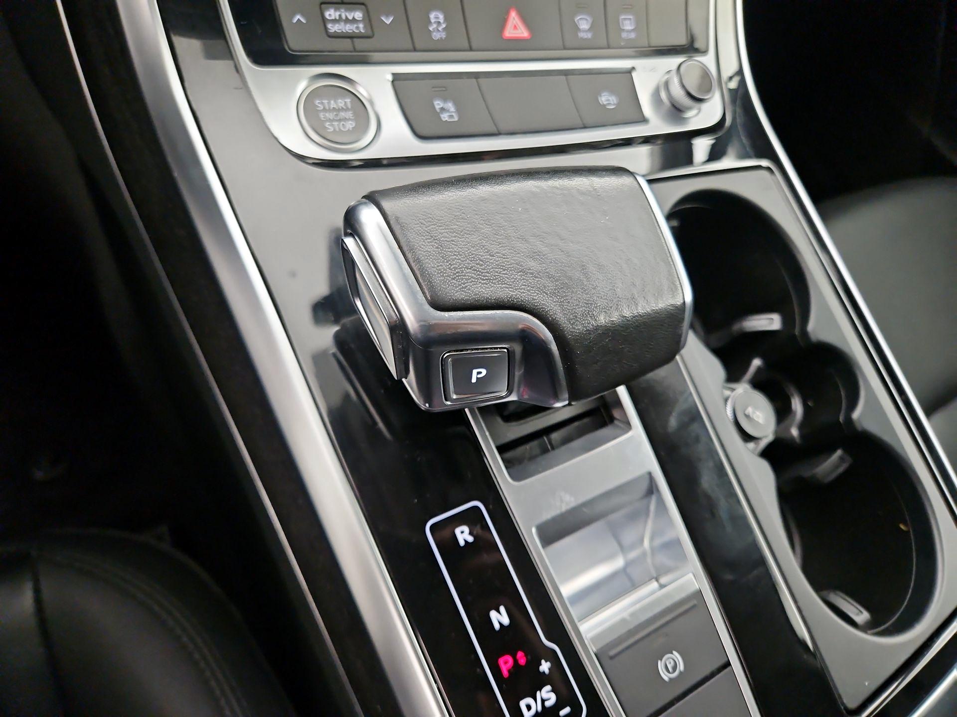 Thumbnail: 2022 Audi Q7 - 17