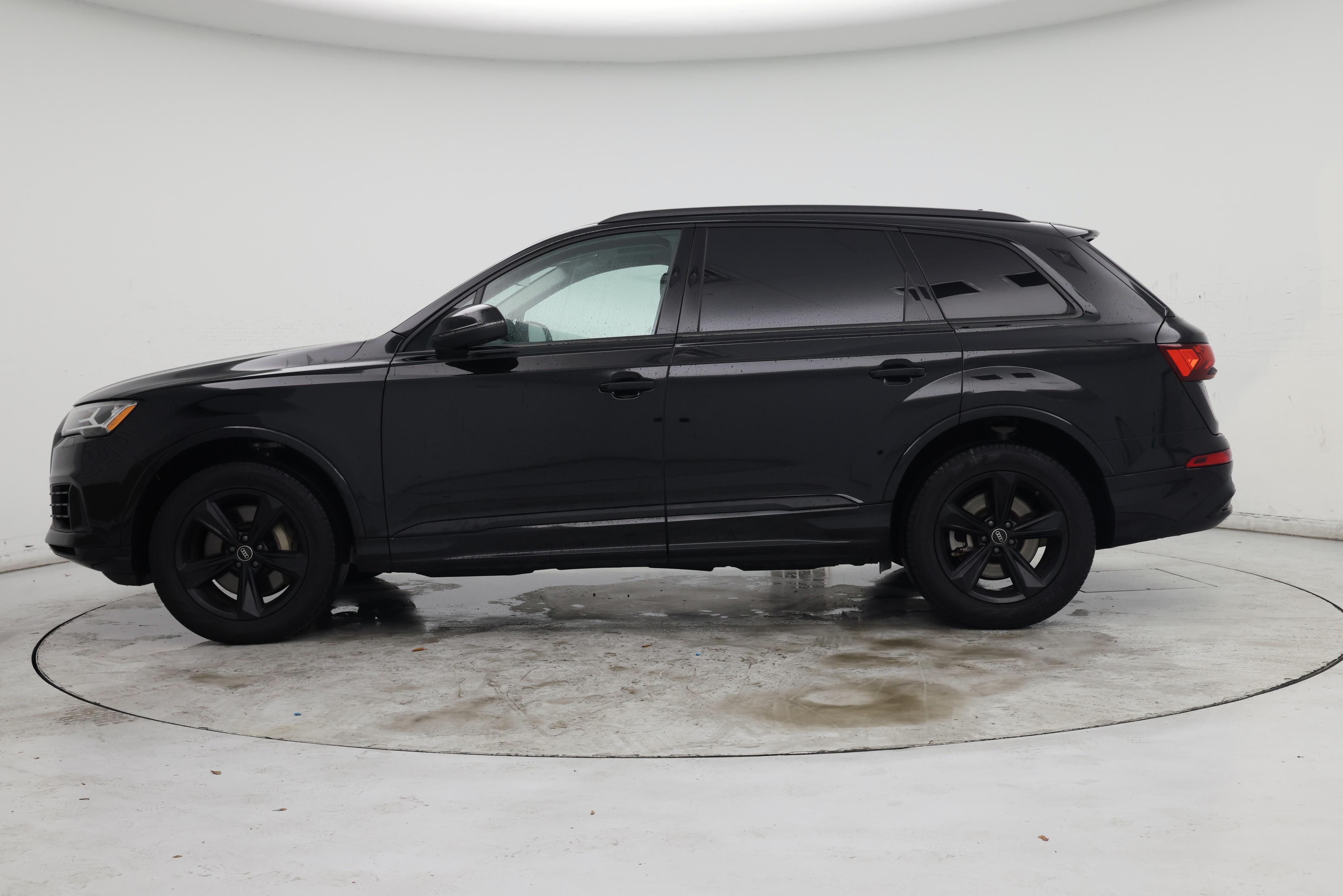 Thumbnail: 2022 Audi Q7 - 3