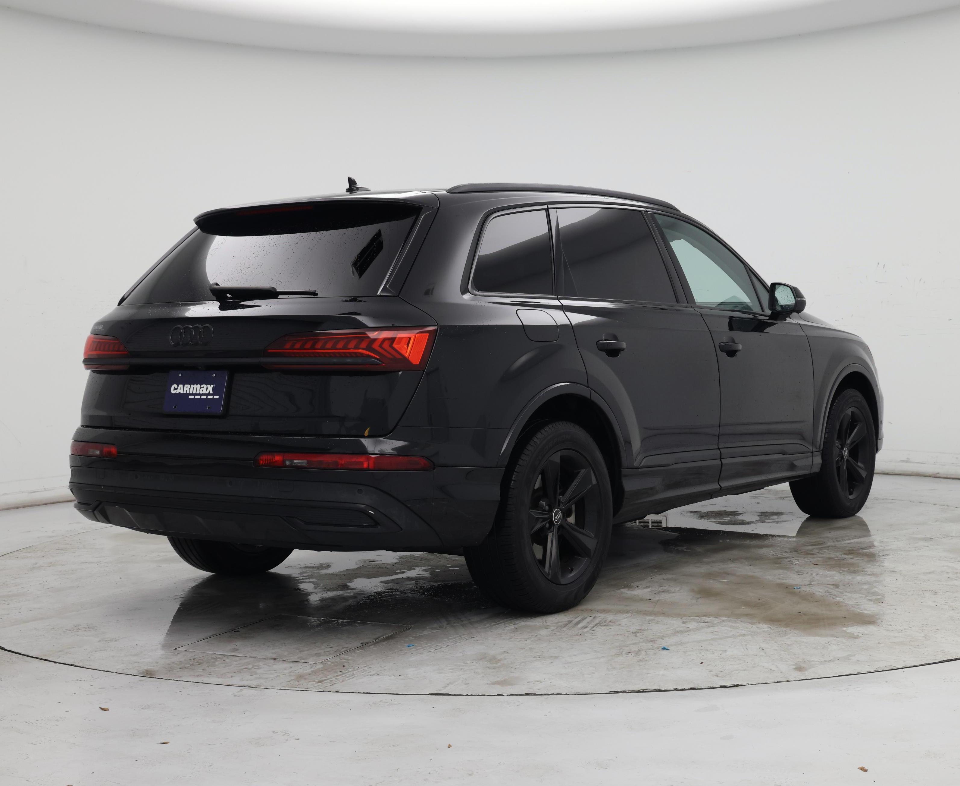 Thumbnail: 2022 Audi Q7 - 8