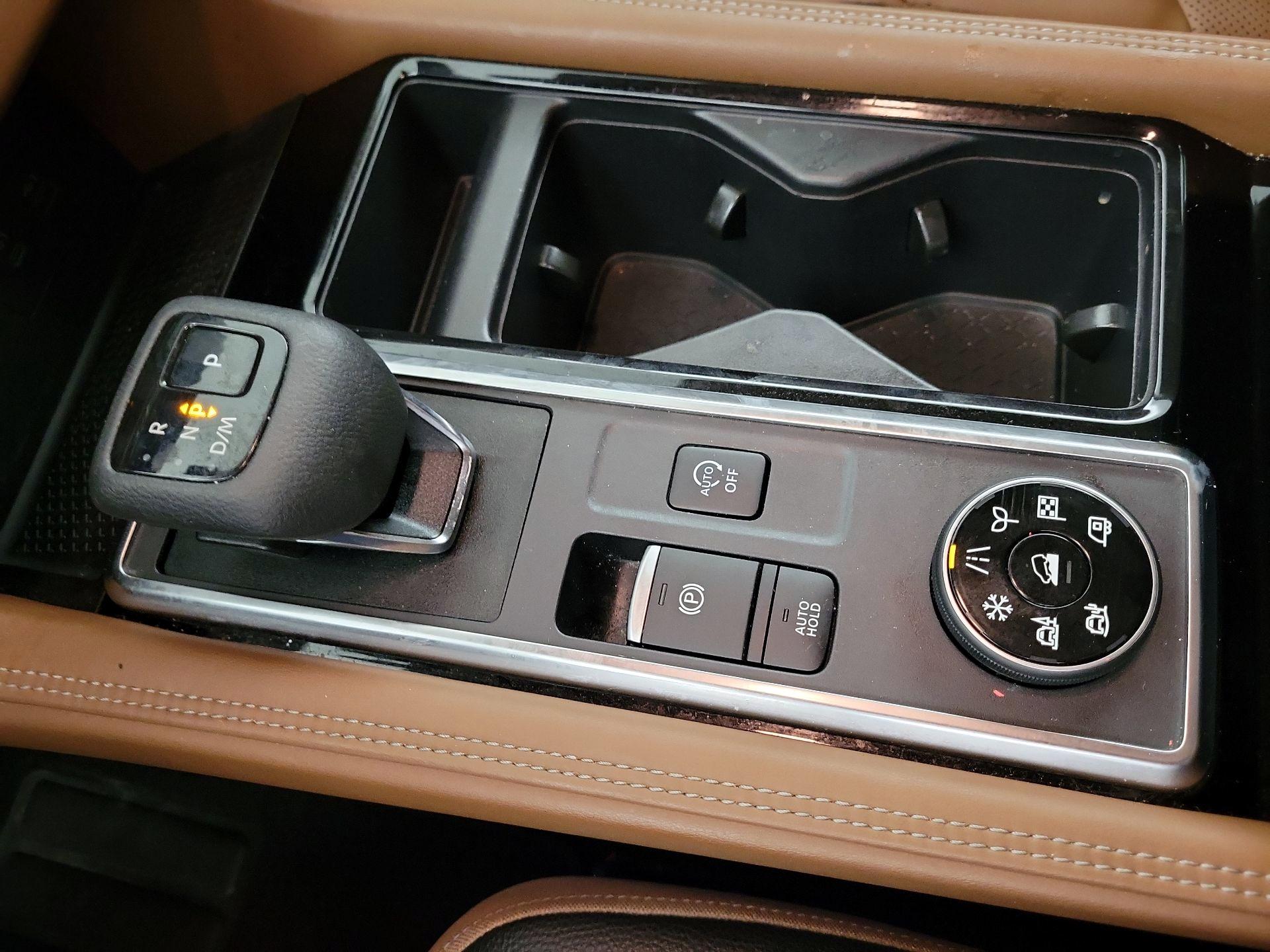 Thumbnail: 2023 Nissan Pathfinder - 15