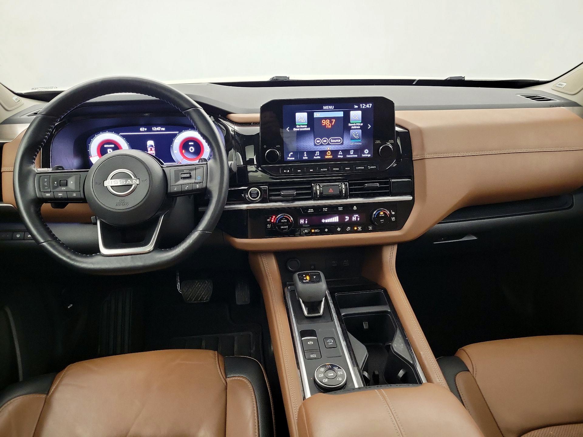 Thumbnail: 2023 Nissan Pathfinder - 8