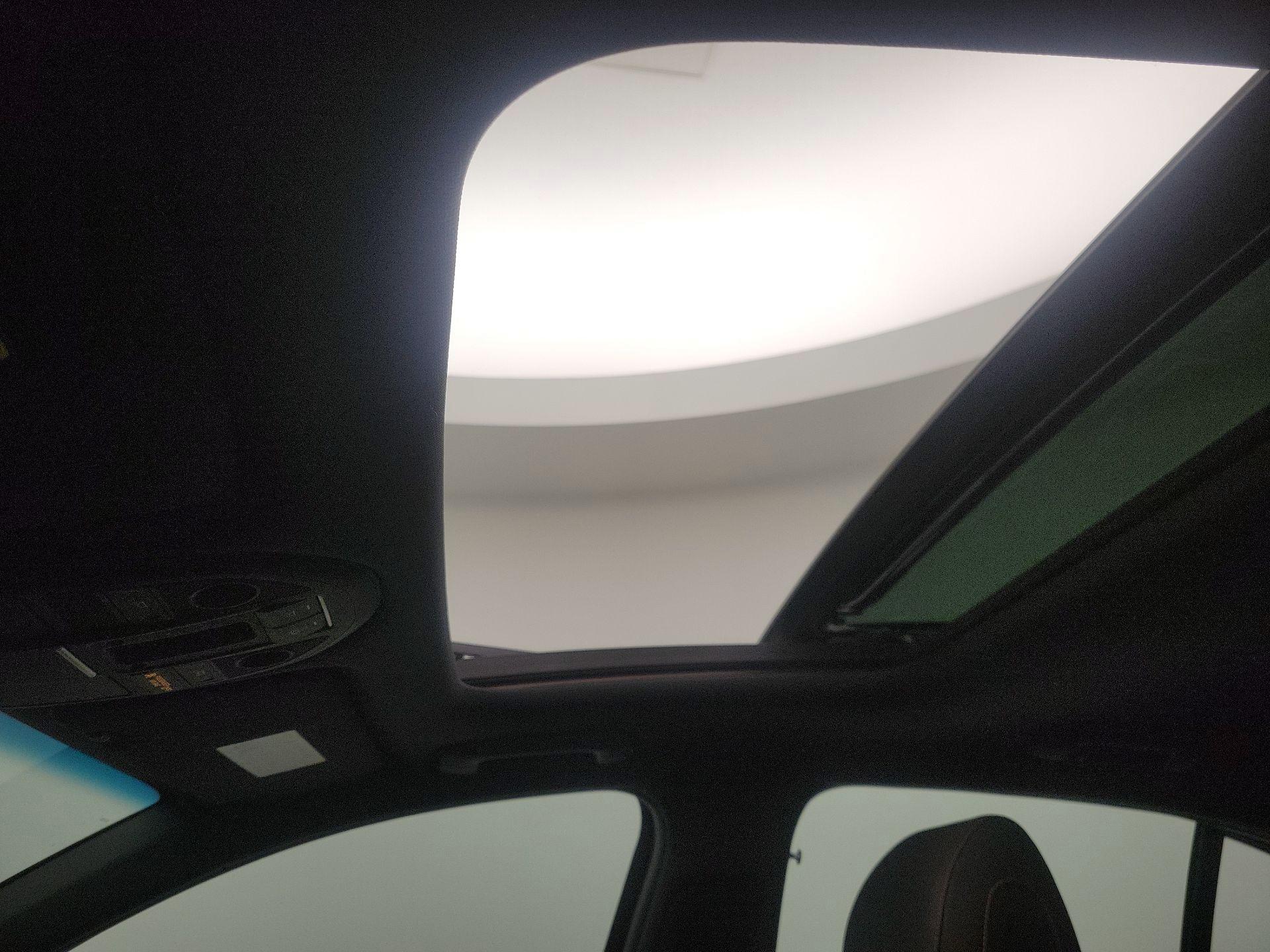 Thumbnail: 2023 Genesis G70 - 20