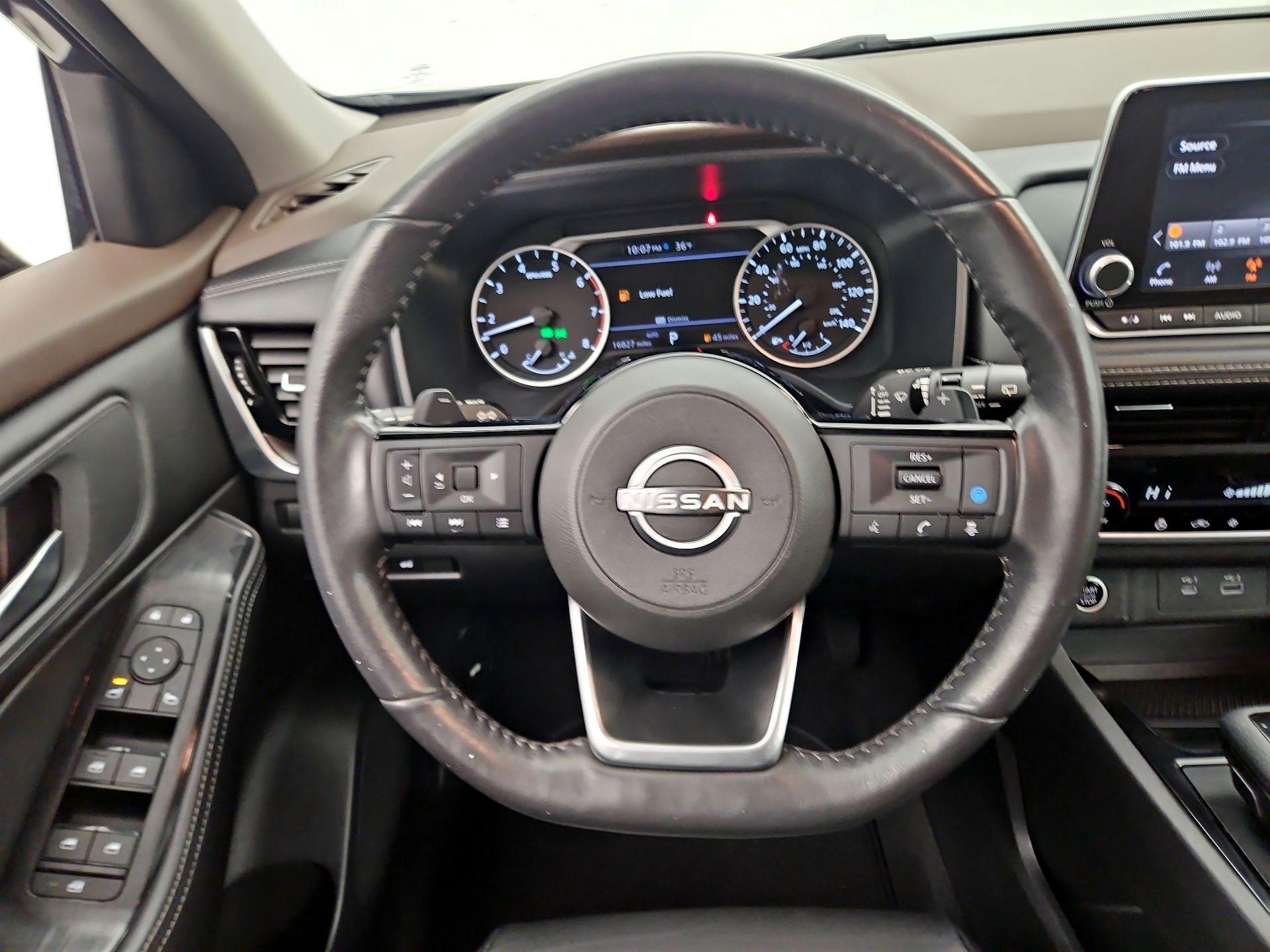 Thumbnail: 2022 Nissan Rogue - 10