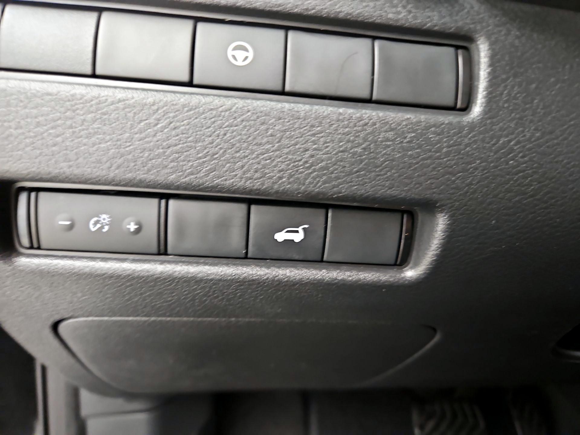 Thumbnail: 2022 Nissan Rogue - 13