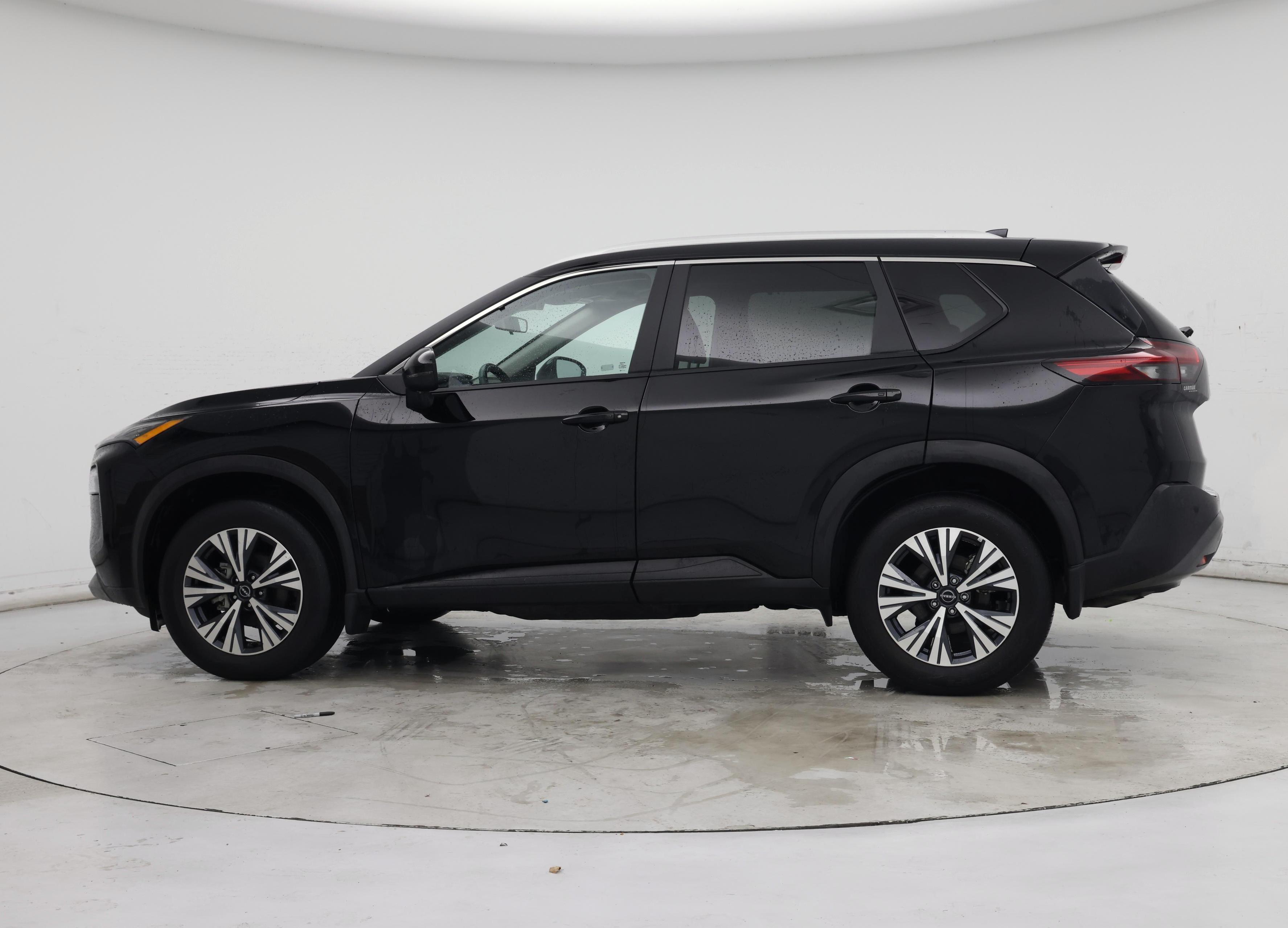 Thumbnail: 2022 Nissan Rogue - 3
