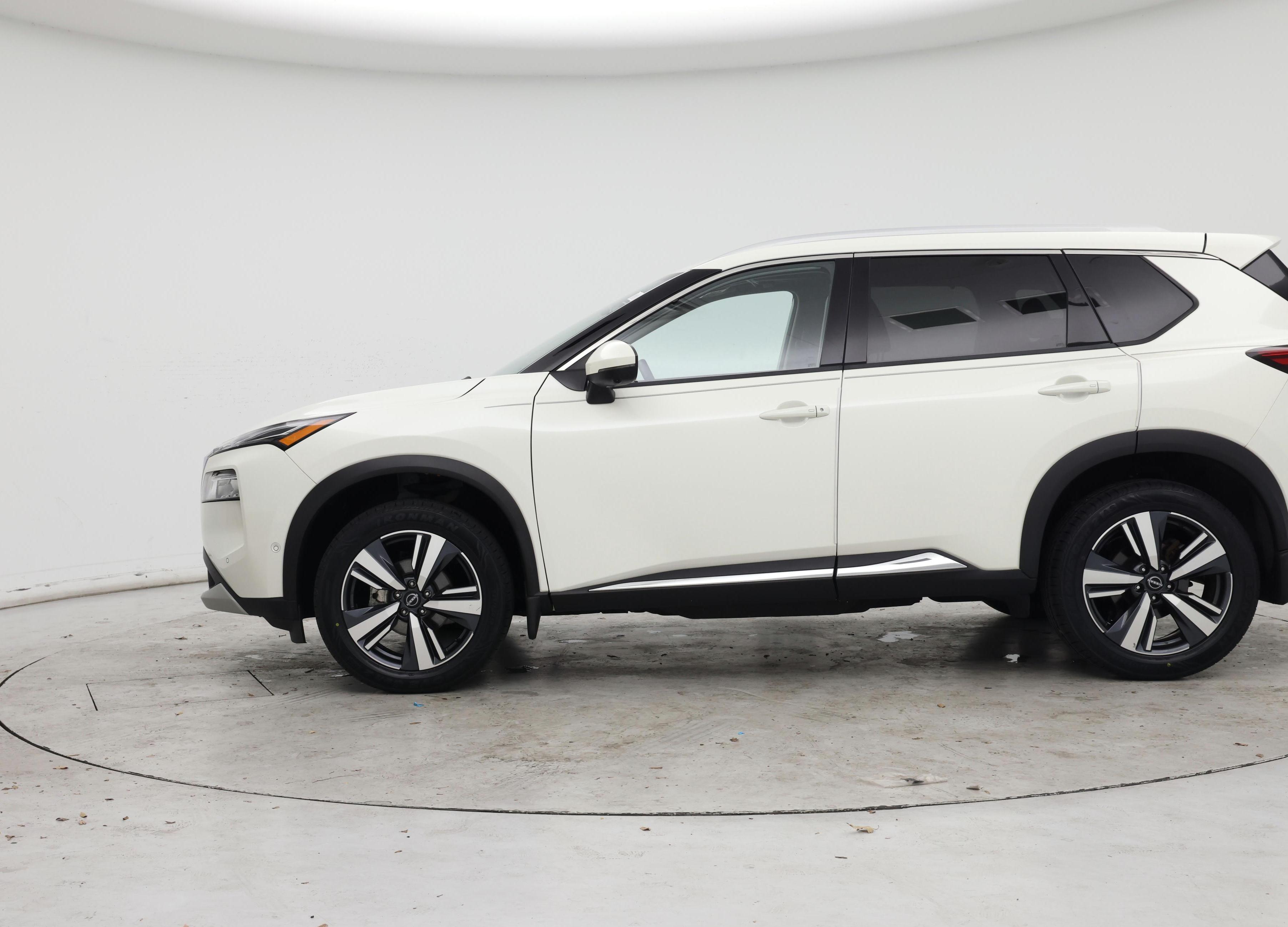 Thumbnail: 2023 Nissan Rogue - 3