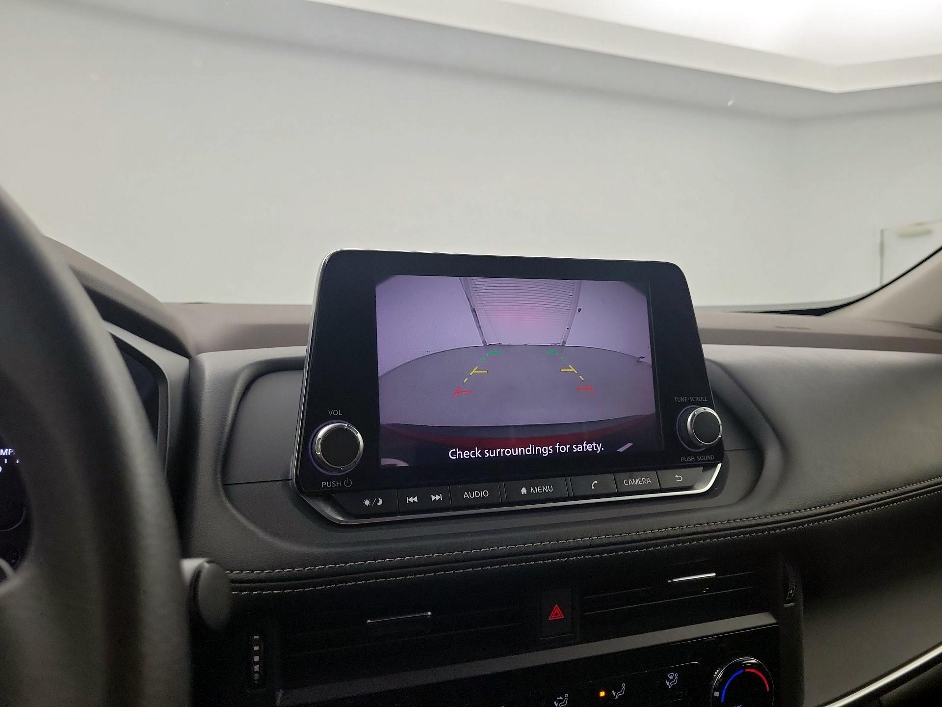 Thumbnail: 2022 Nissan Rogue - 12