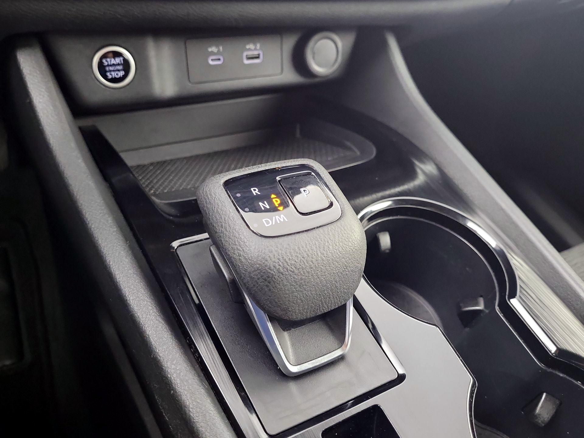 Thumbnail: 2022 Nissan Rogue - 15