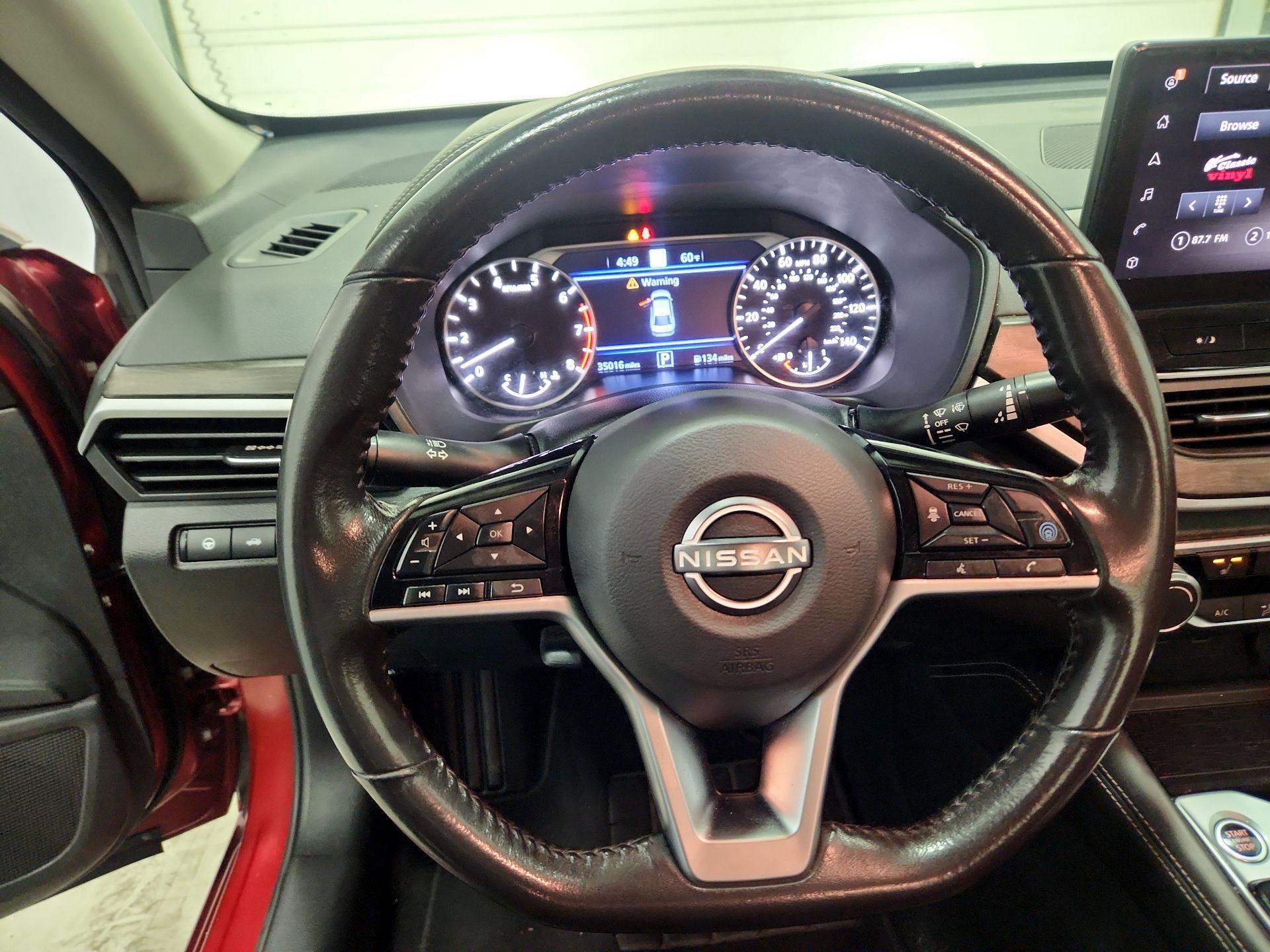 Thumbnail: 2023 Nissan Altima - 10