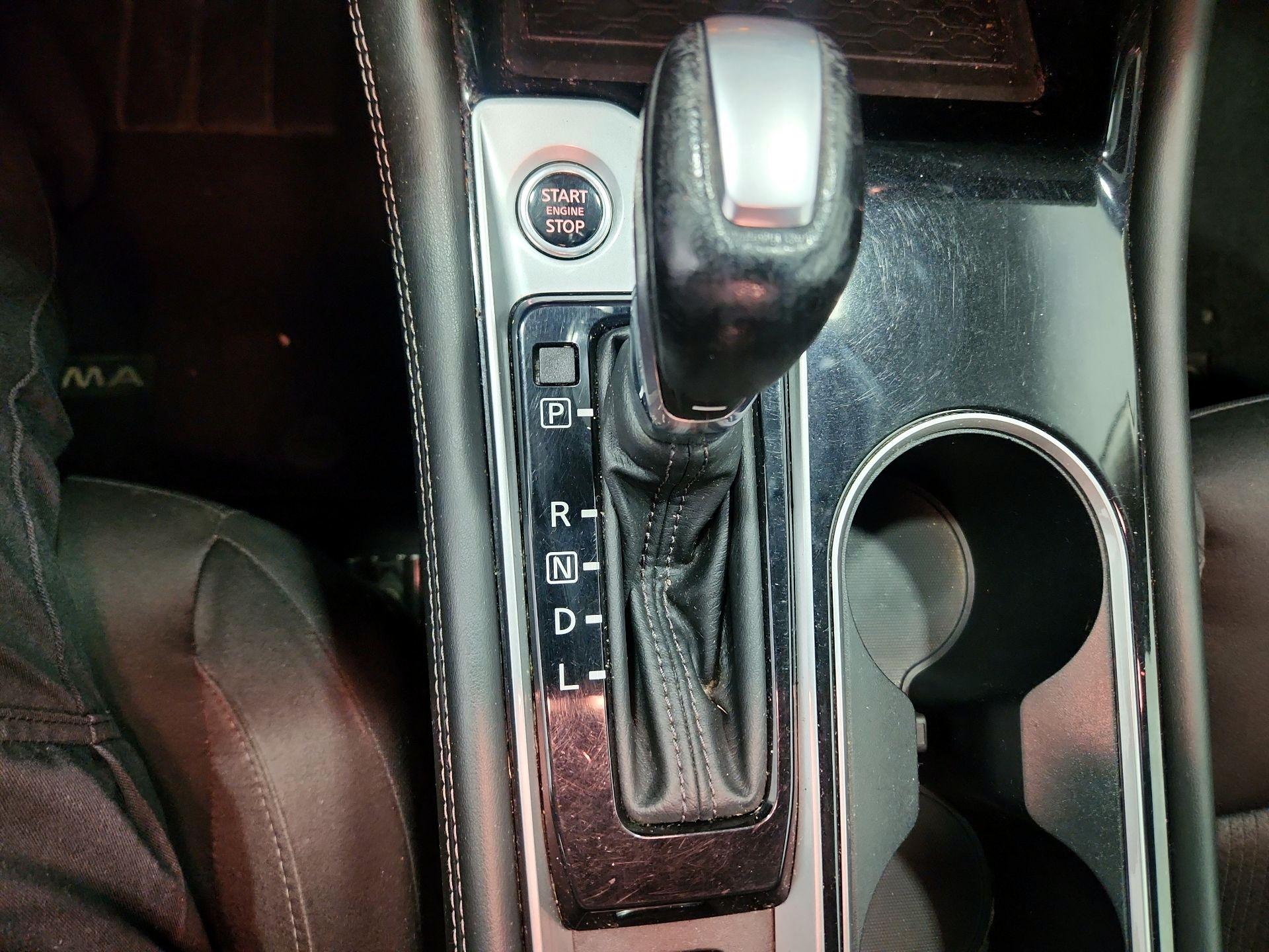 Thumbnail: 2023 Nissan Altima - 17