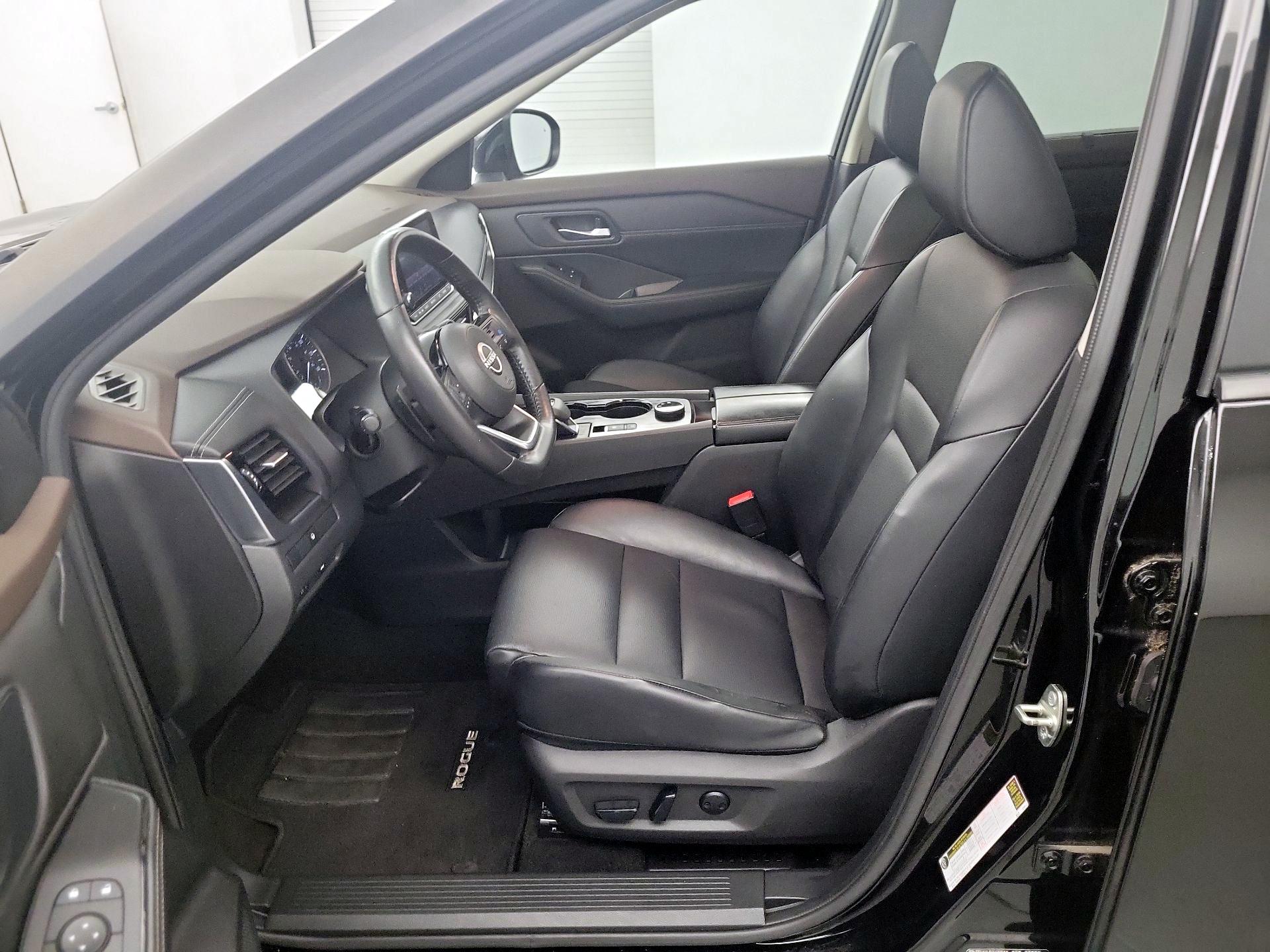 Thumbnail: 2022 Nissan Rogue - 9