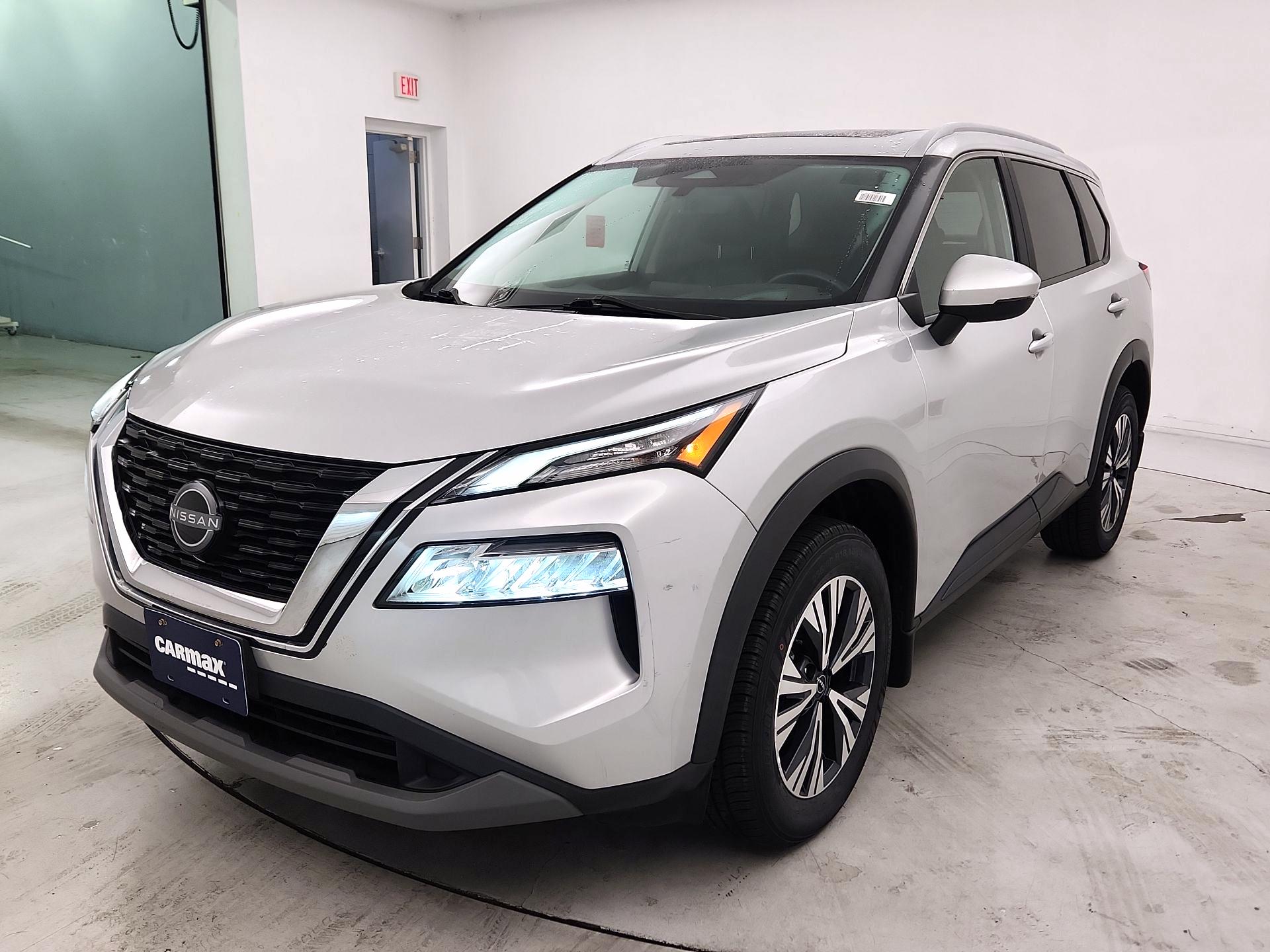 Thumbnail: 2023 Nissan Rogue - 3