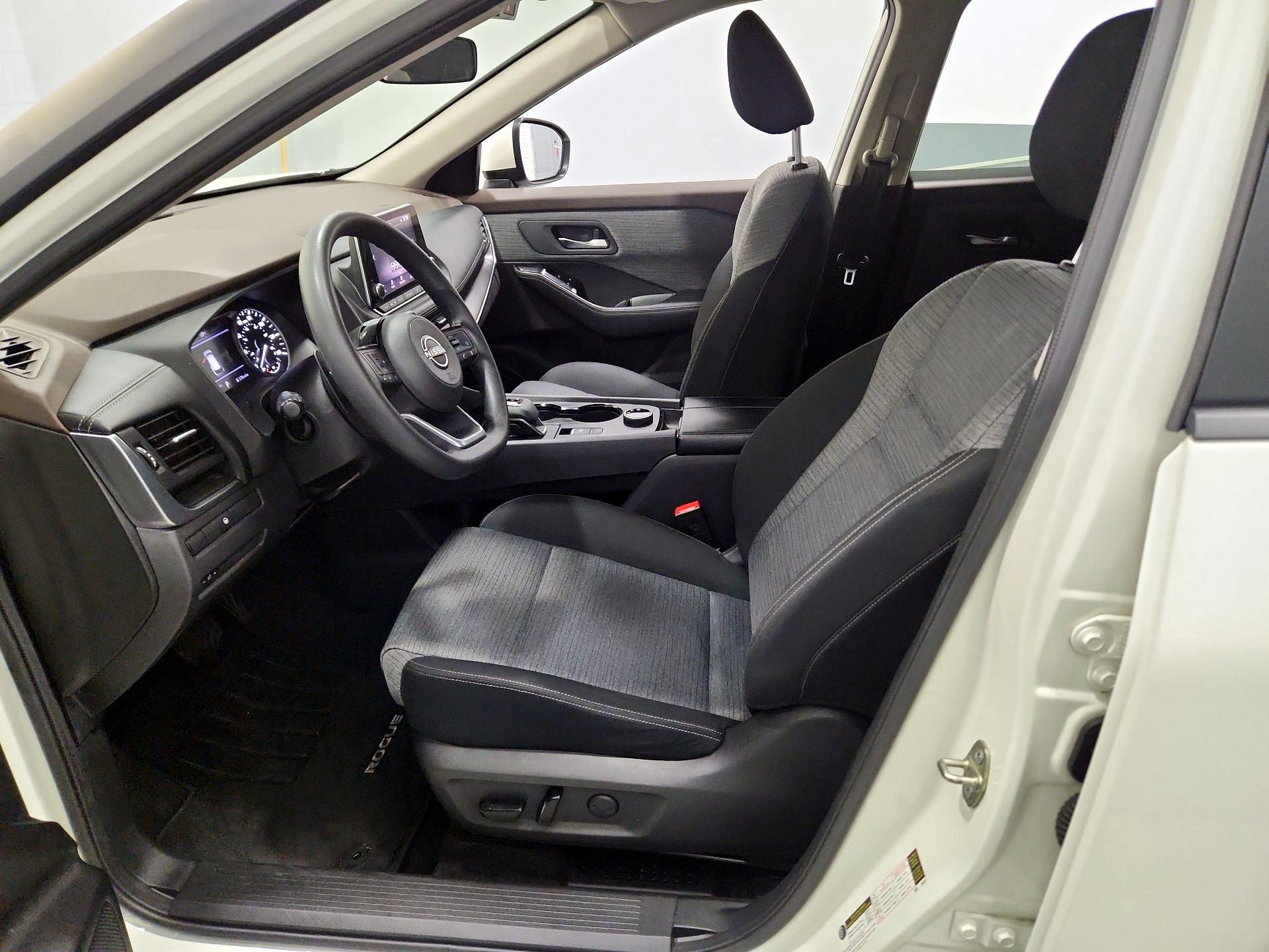 Thumbnail: 2023 Nissan Rogue - 11