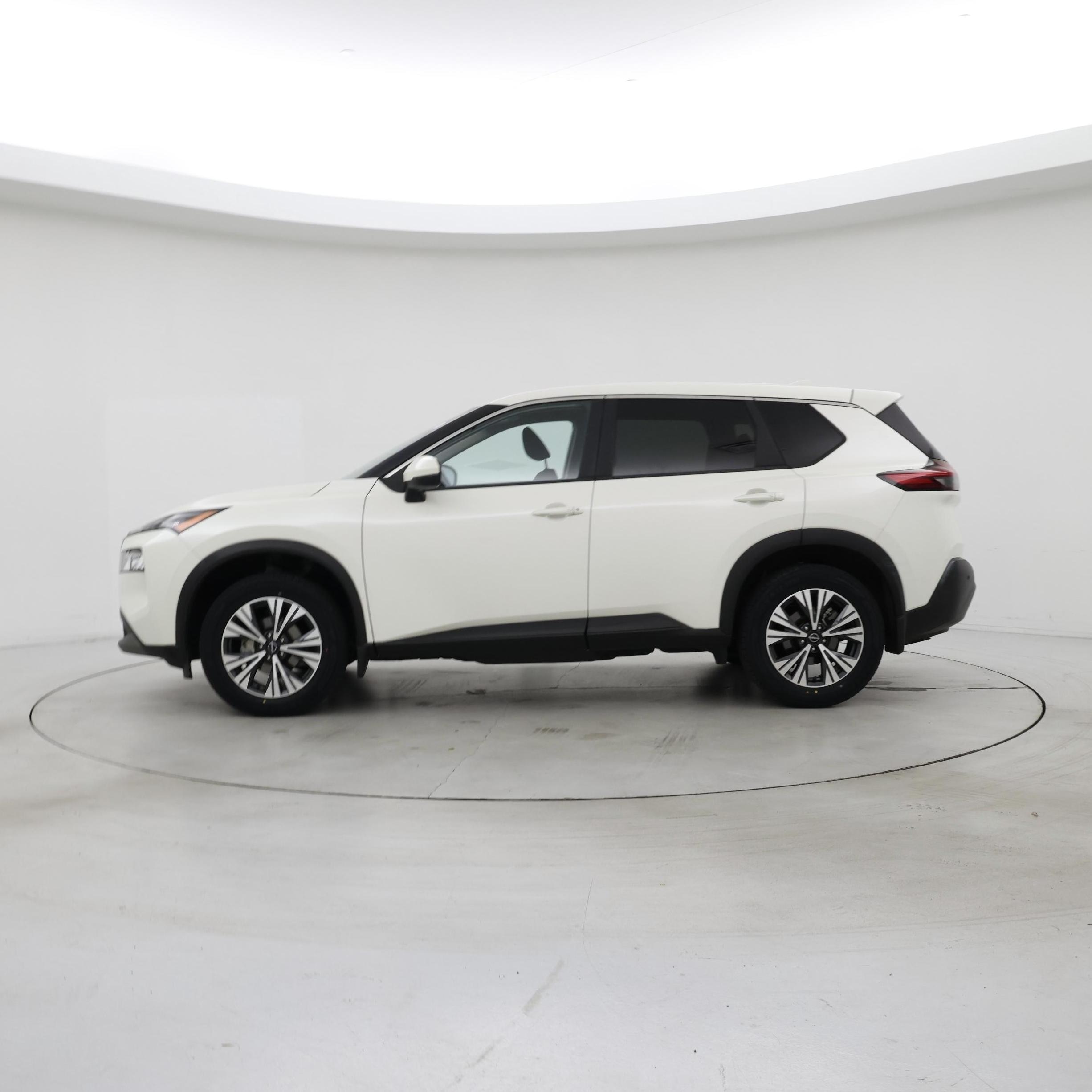 Thumbnail: 2023 Nissan Rogue - 3