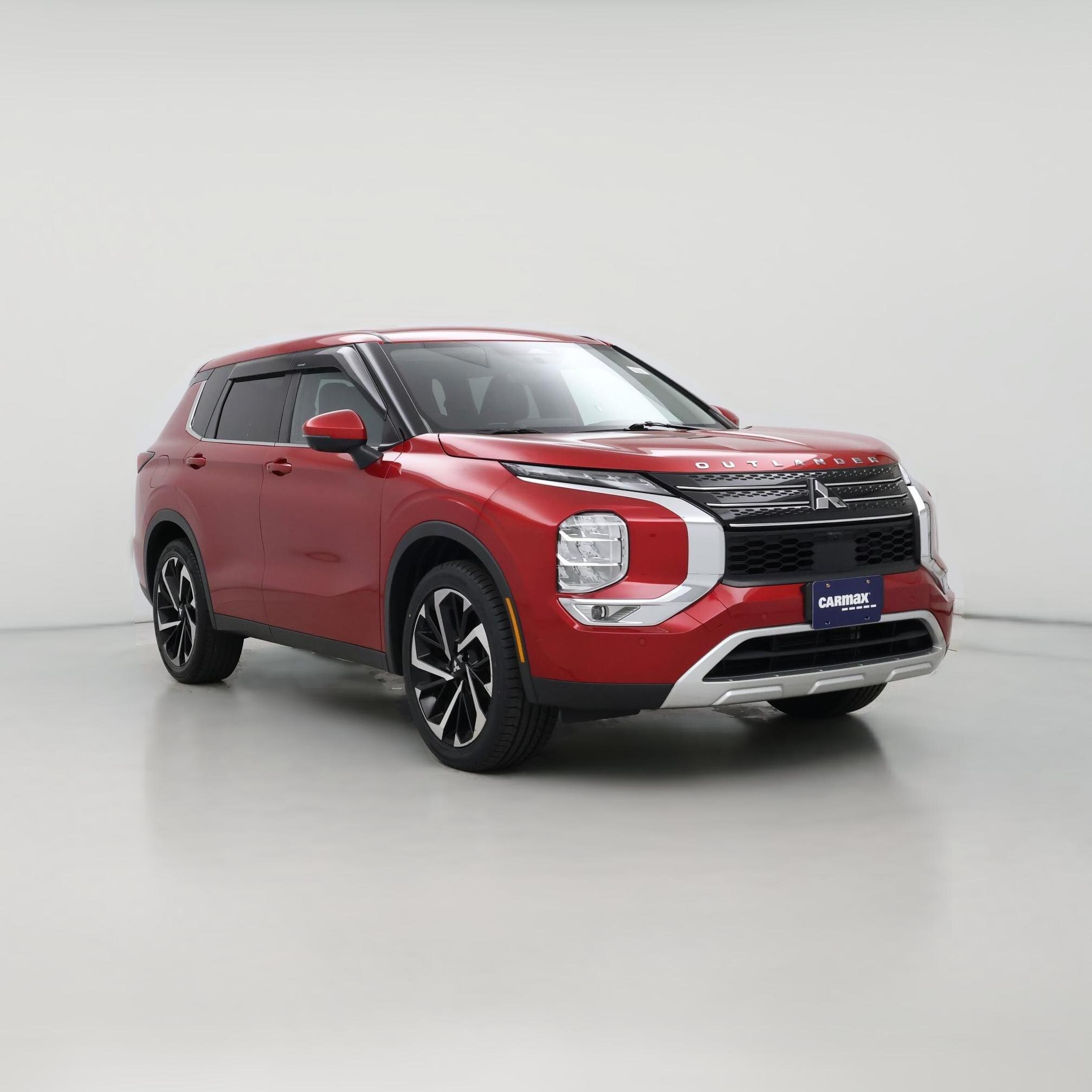 Thumbnail: 2022 Mitsubishi Outlander - 1