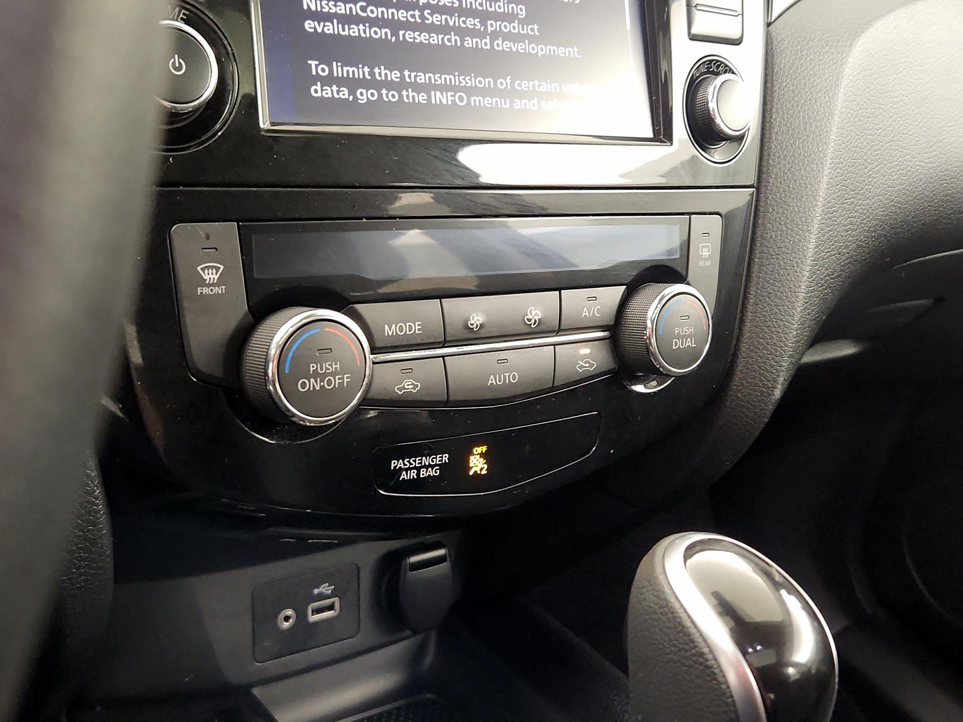 Thumbnail: 2022 Nissan Rogue Sport - 15