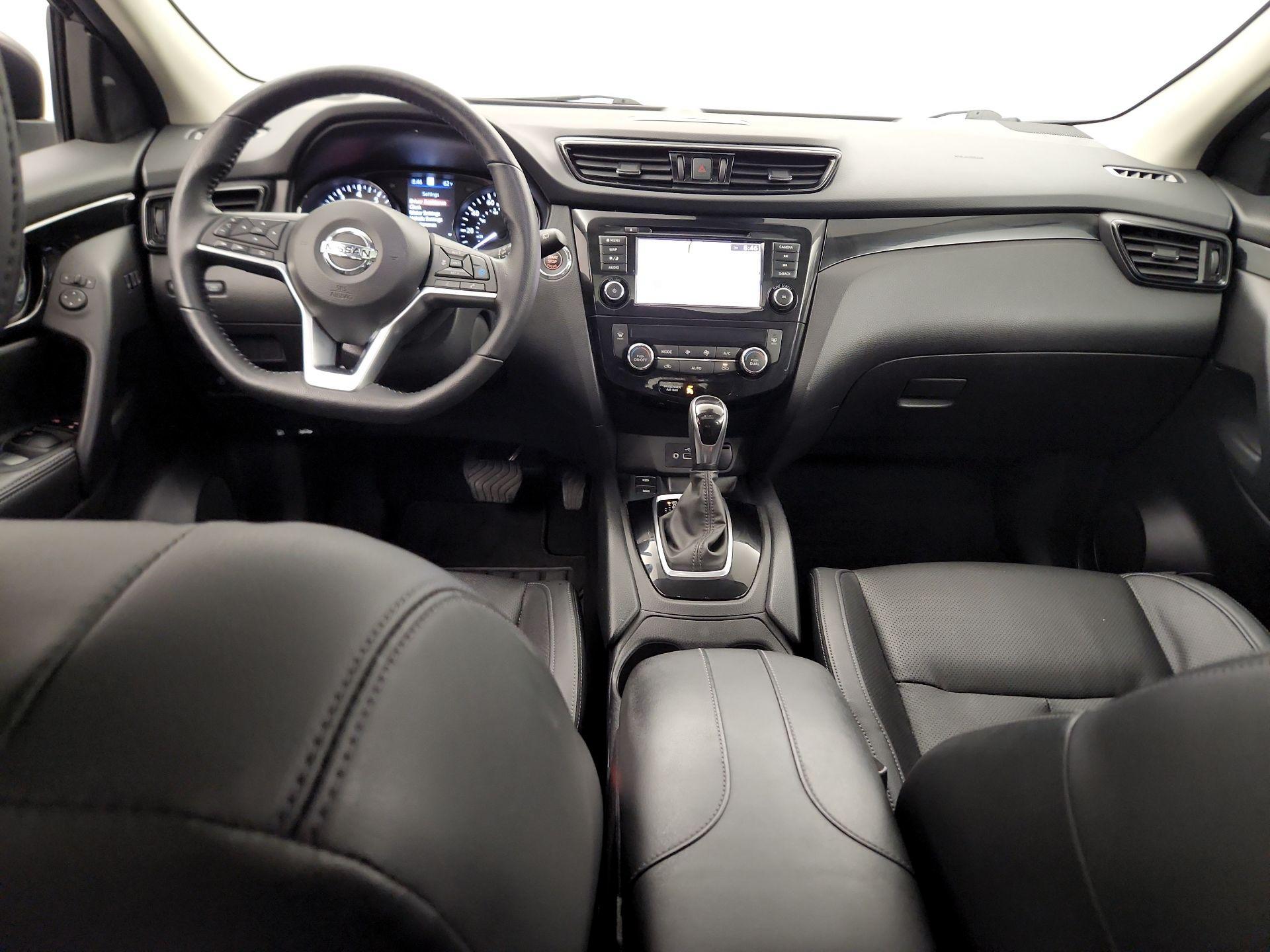 Thumbnail: 2022 Nissan Rogue Sport - 8