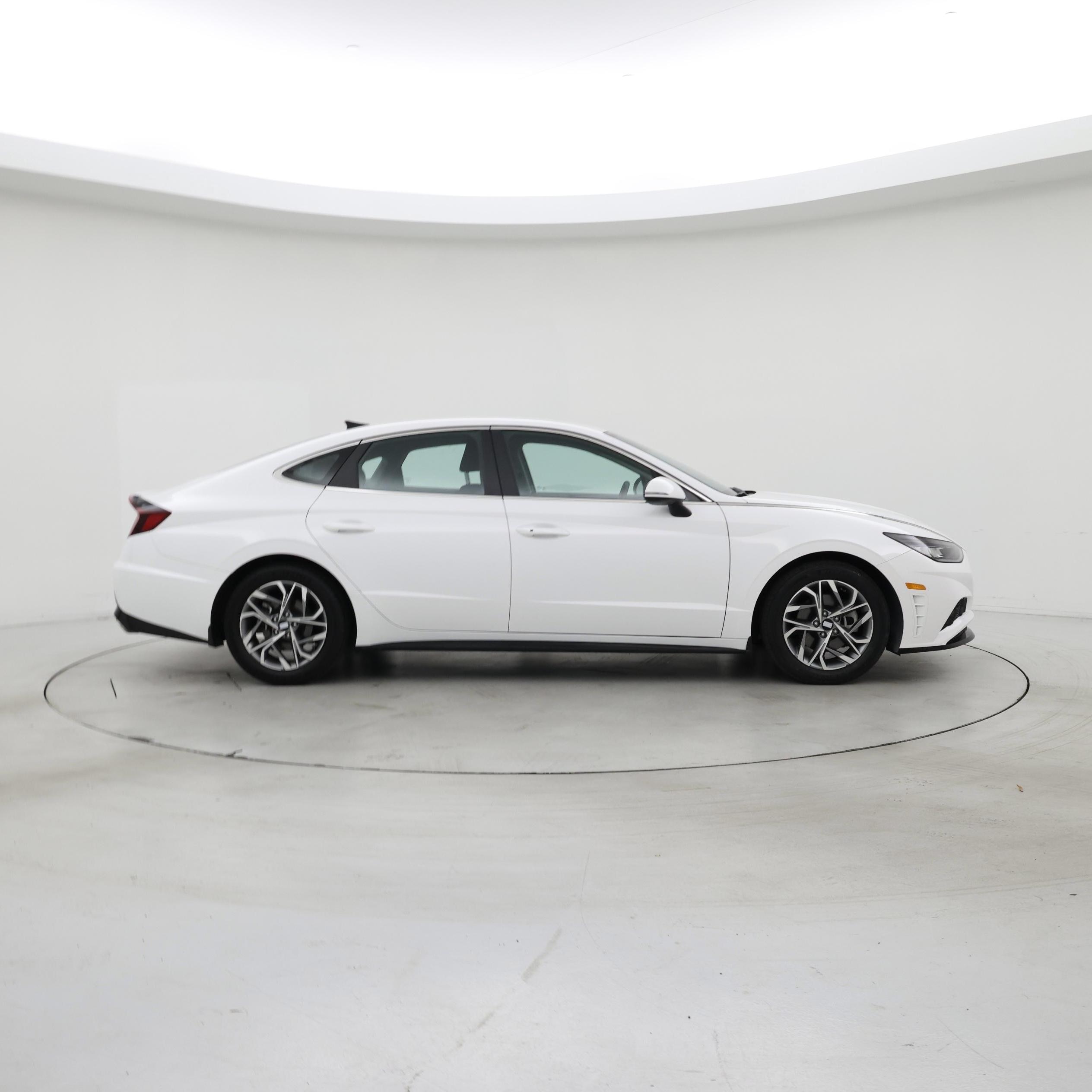 Thumbnail: 2023 Hyundai Sonata - 7