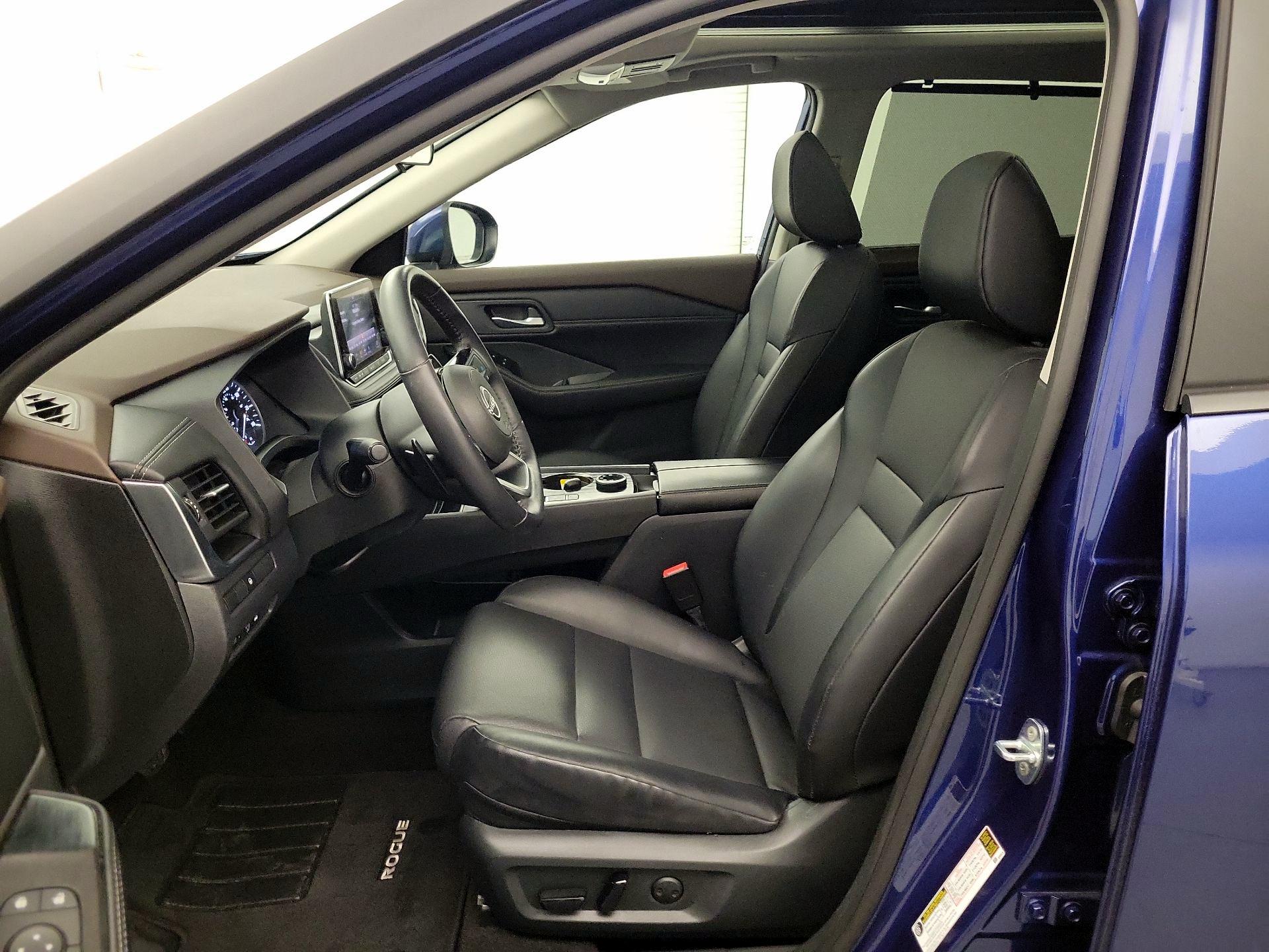 Thumbnail: 2023 Nissan Rogue - 9