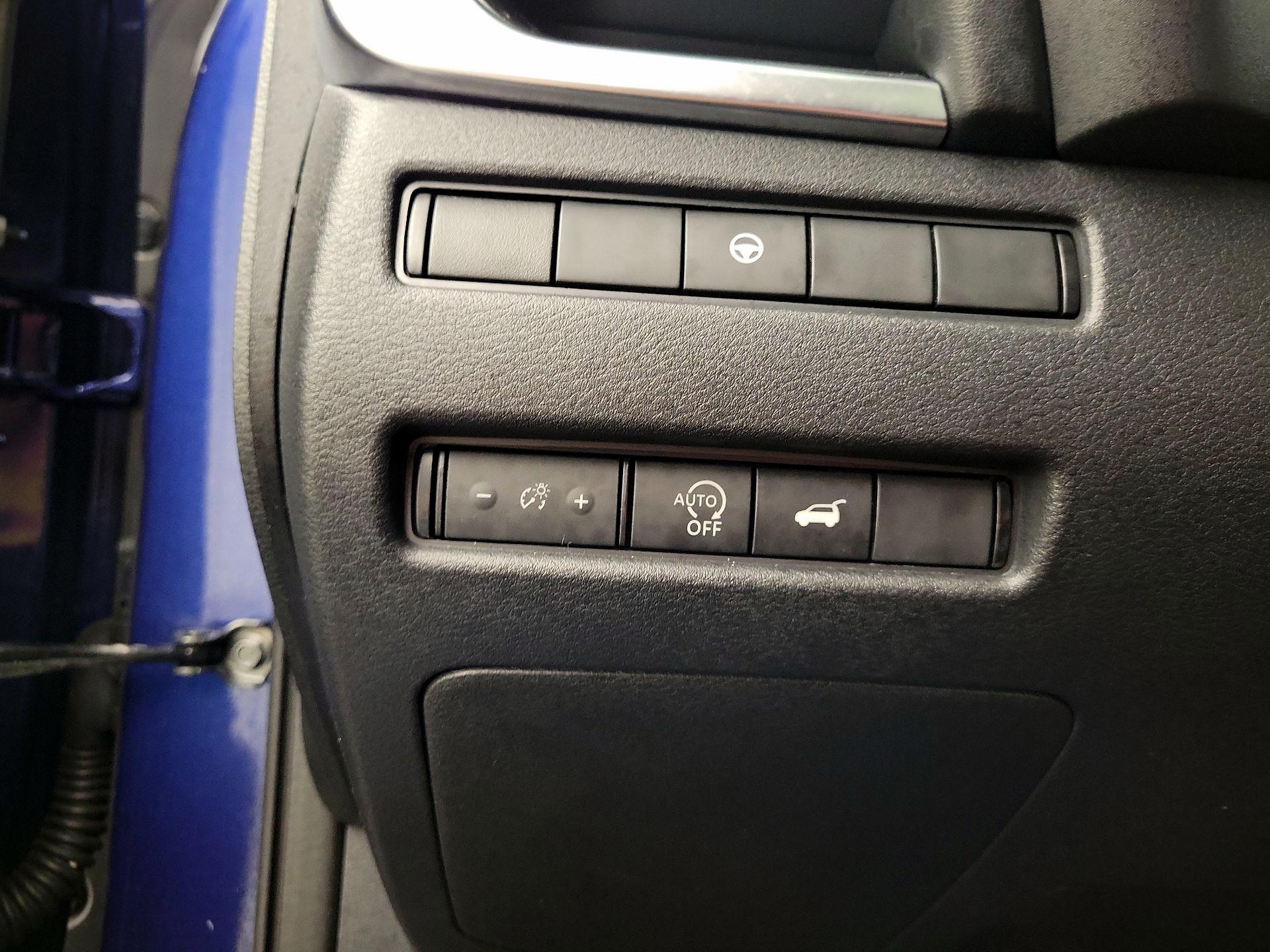 Thumbnail: 2023 Nissan Rogue - 11