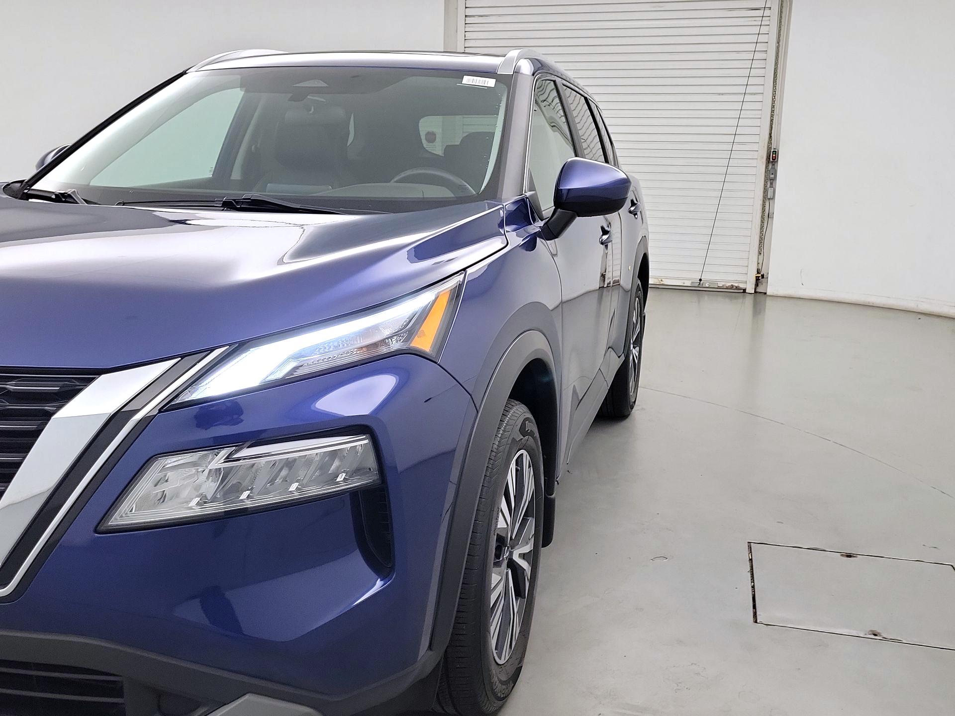 Thumbnail: 2023 Nissan Rogue - 3