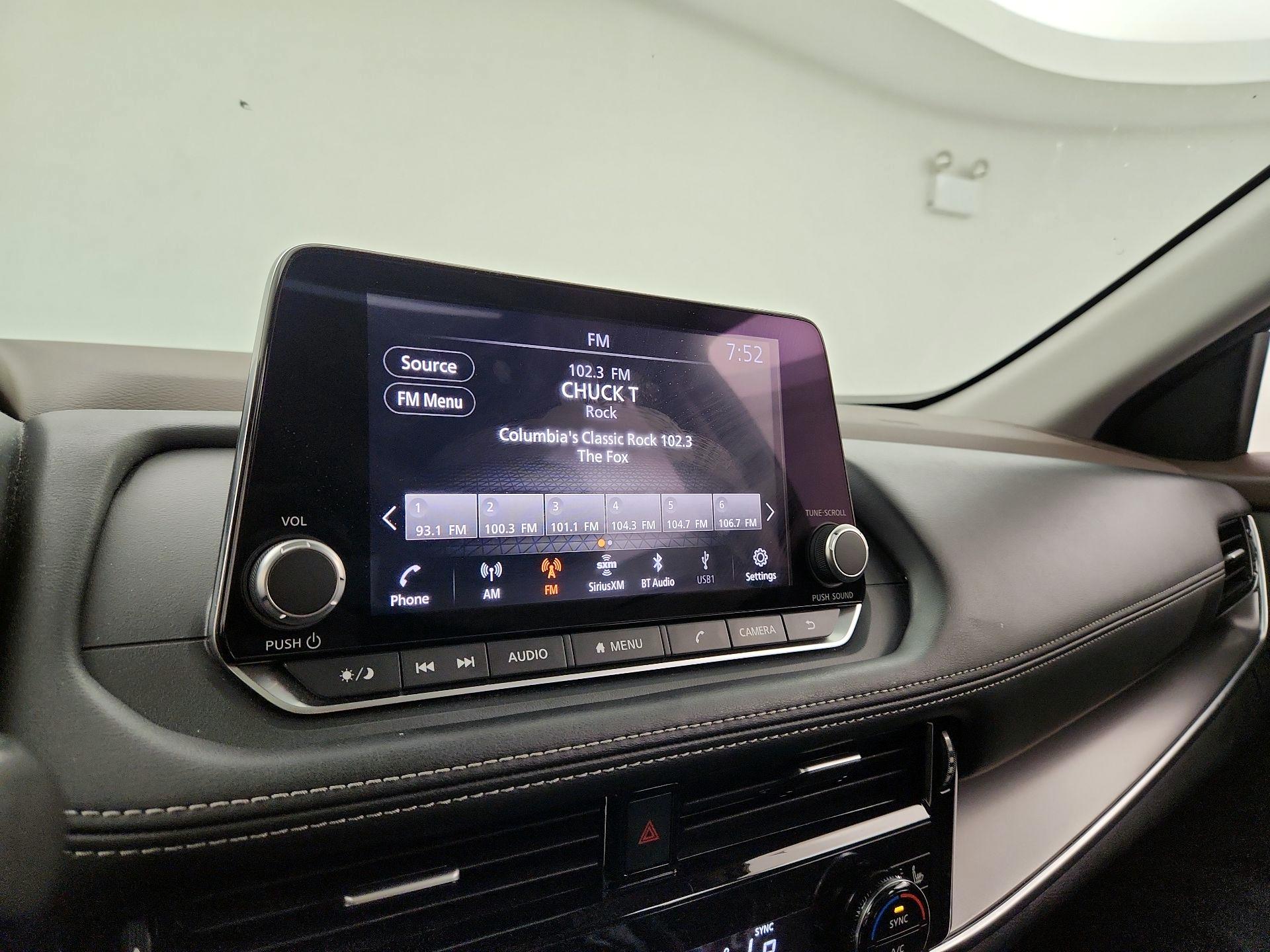 Thumbnail: 2022 Nissan Rogue - 15