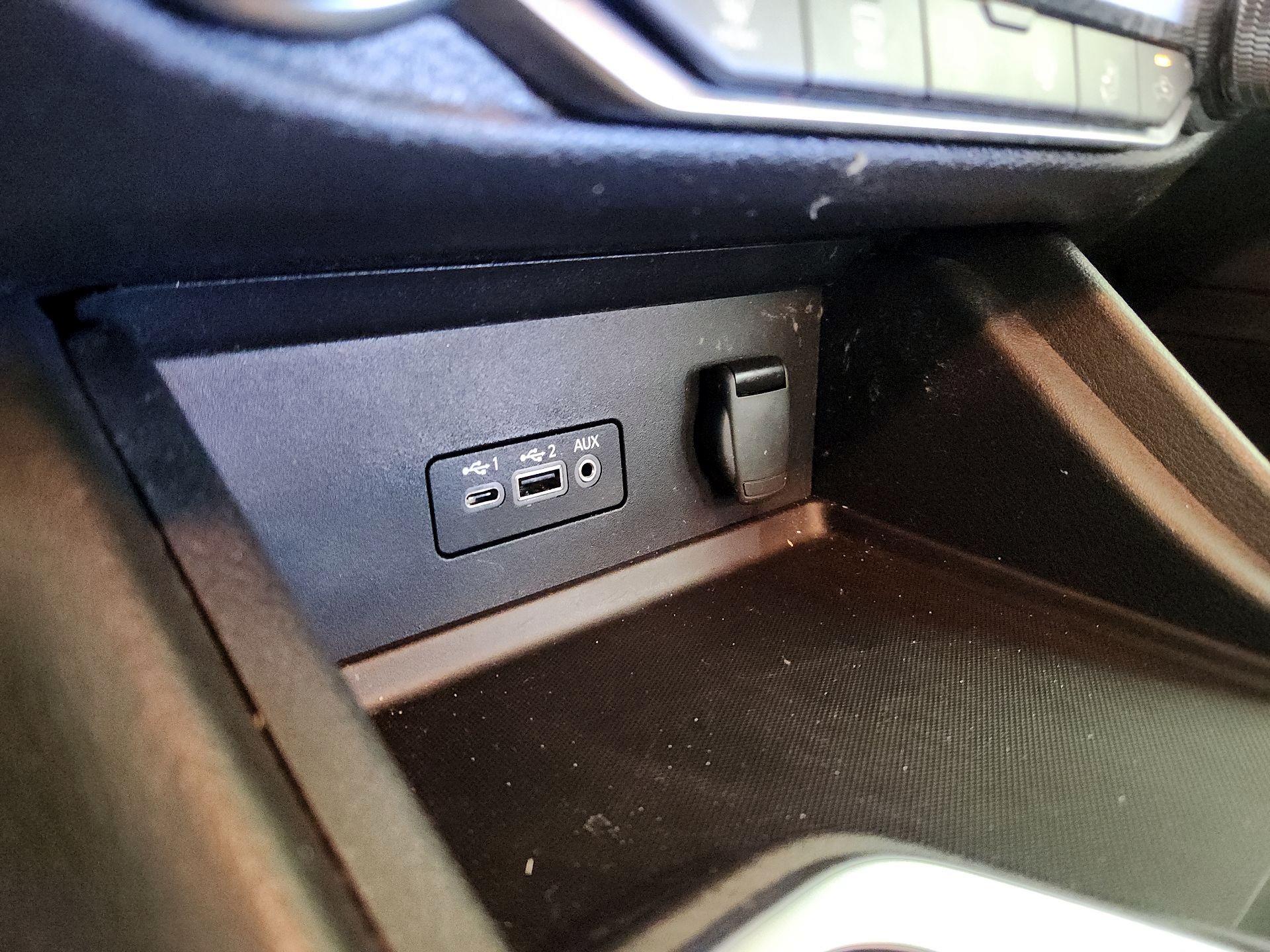 Thumbnail: 2022 Nissan Sentra - 18