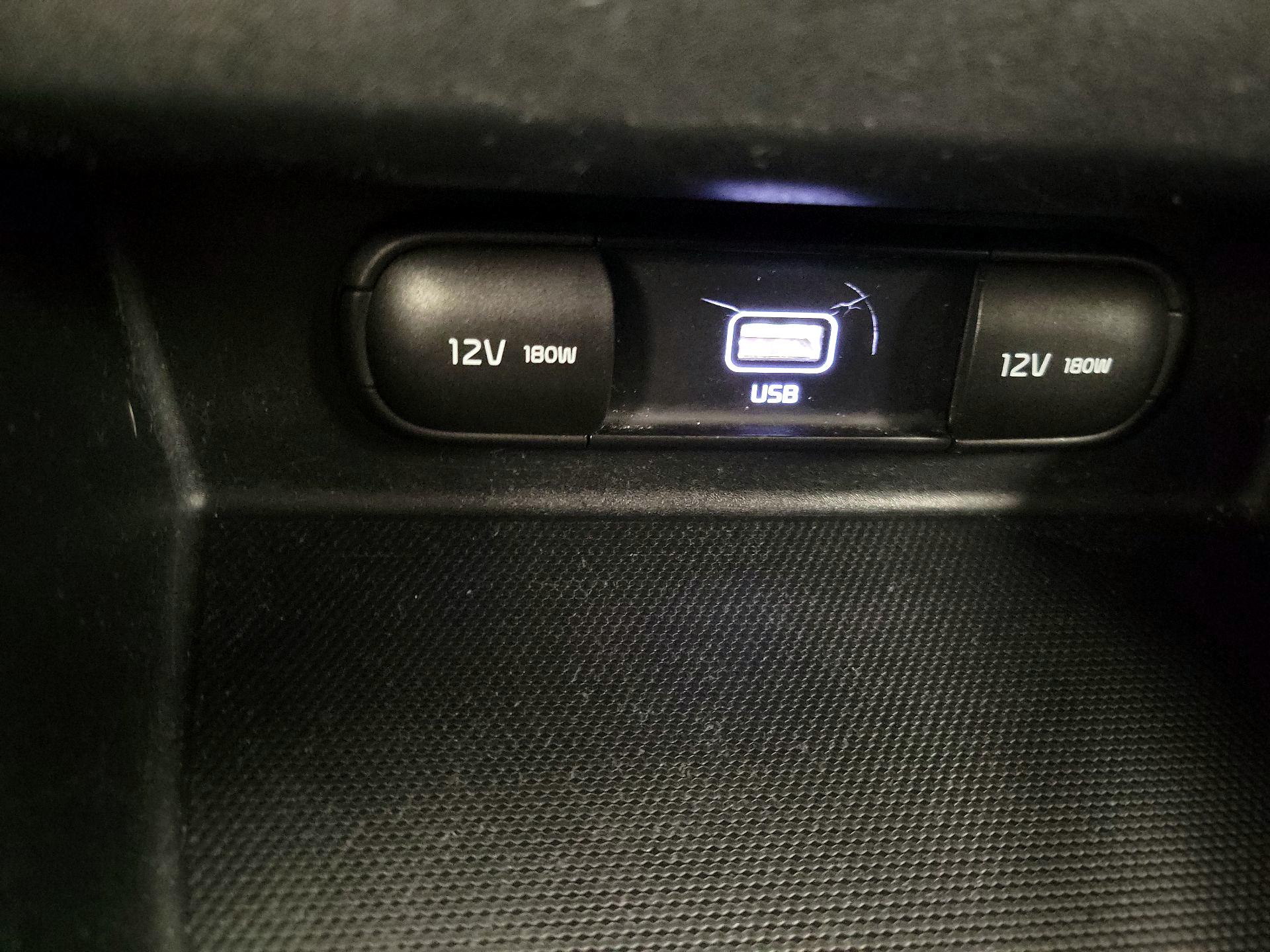 Thumbnail: 2021 Kia Seltos - 18