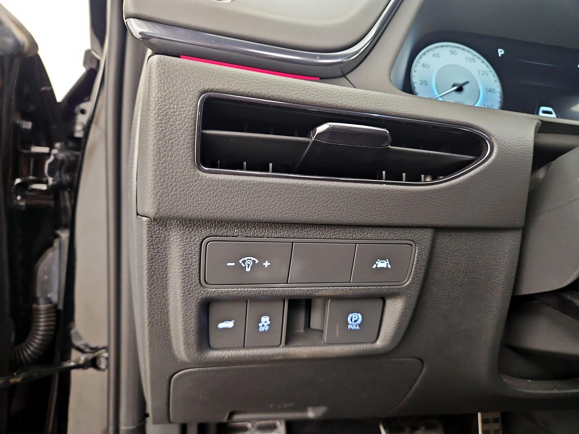 Thumbnail: 2023 Hyundai Sonata - 13