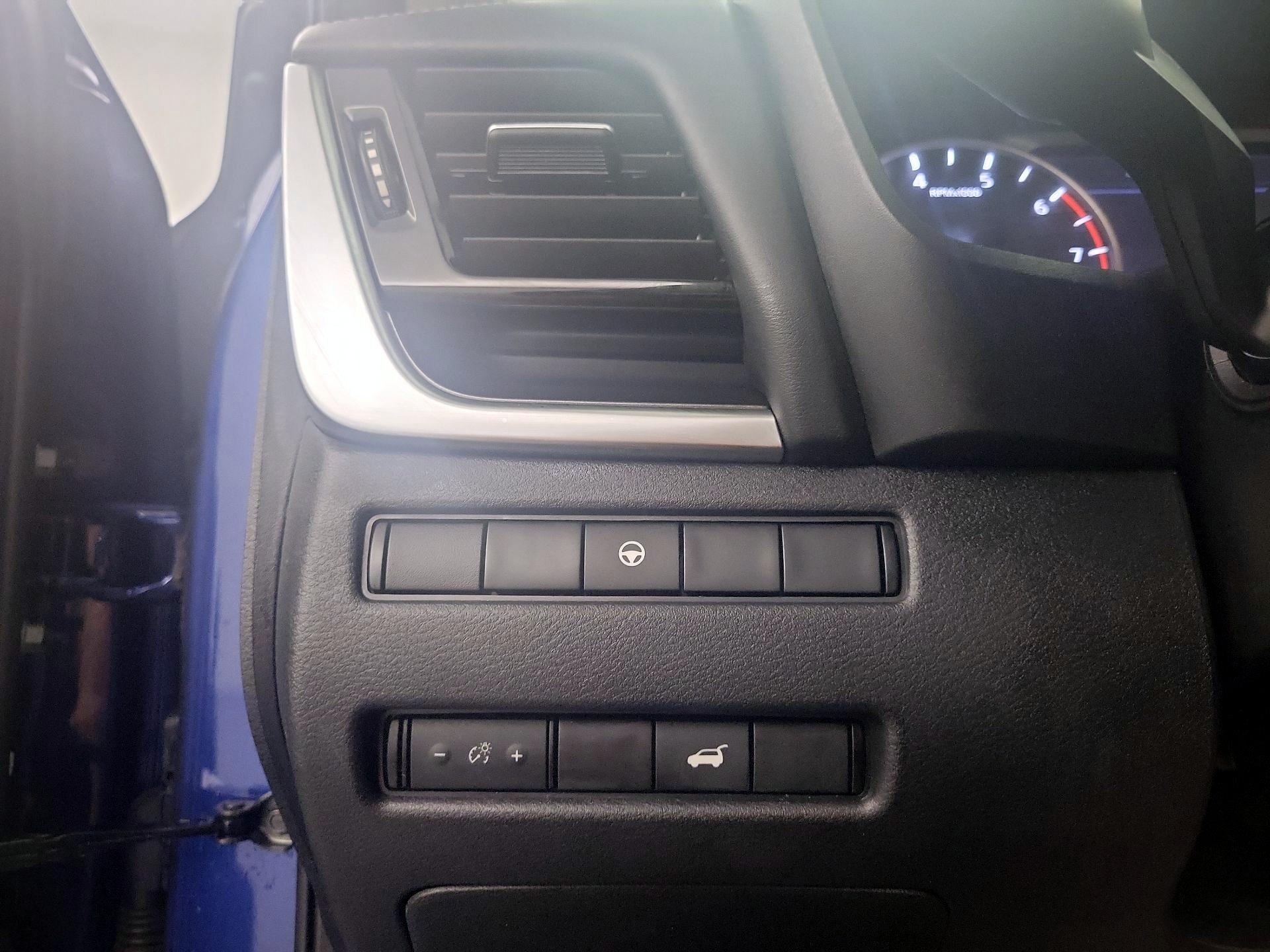 Thumbnail: 2023 Nissan Rogue - 11