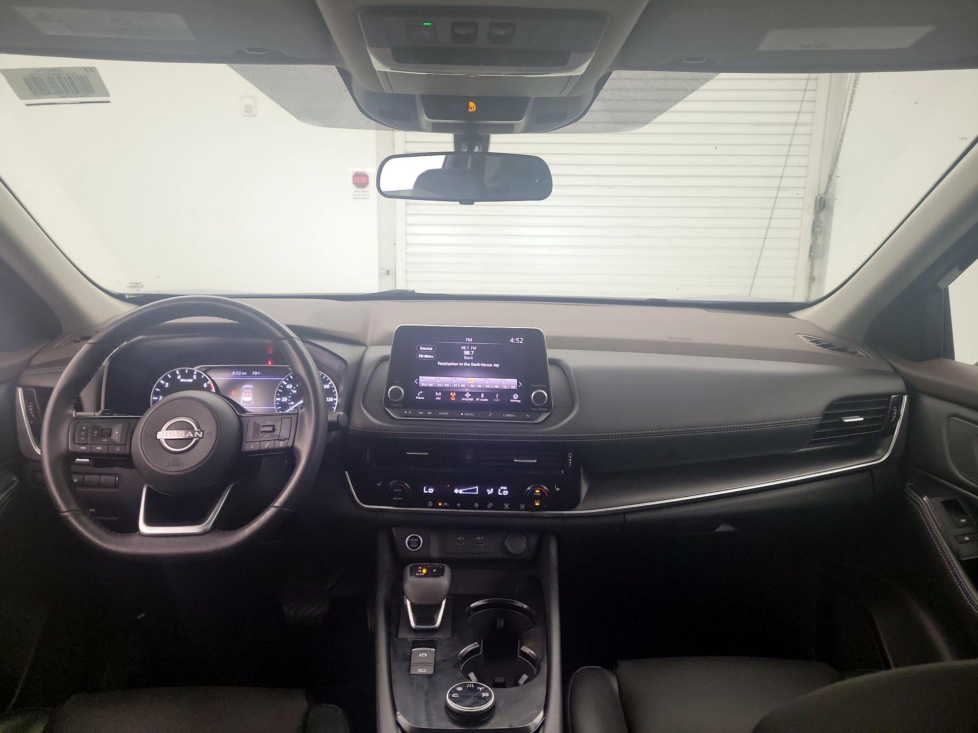 Thumbnail: 2023 Nissan Rogue - 8