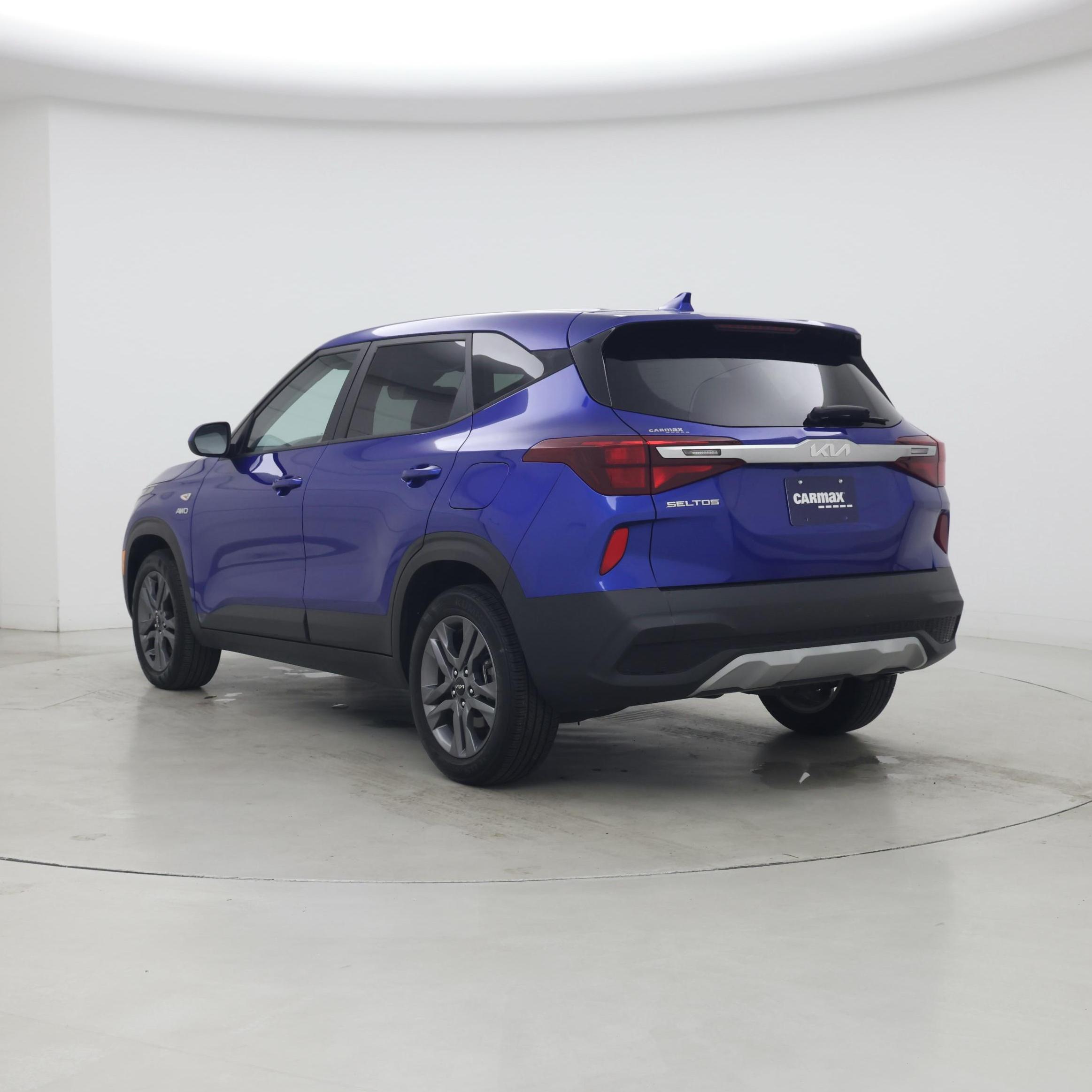 Thumbnail: 2023 Kia Seltos - 2