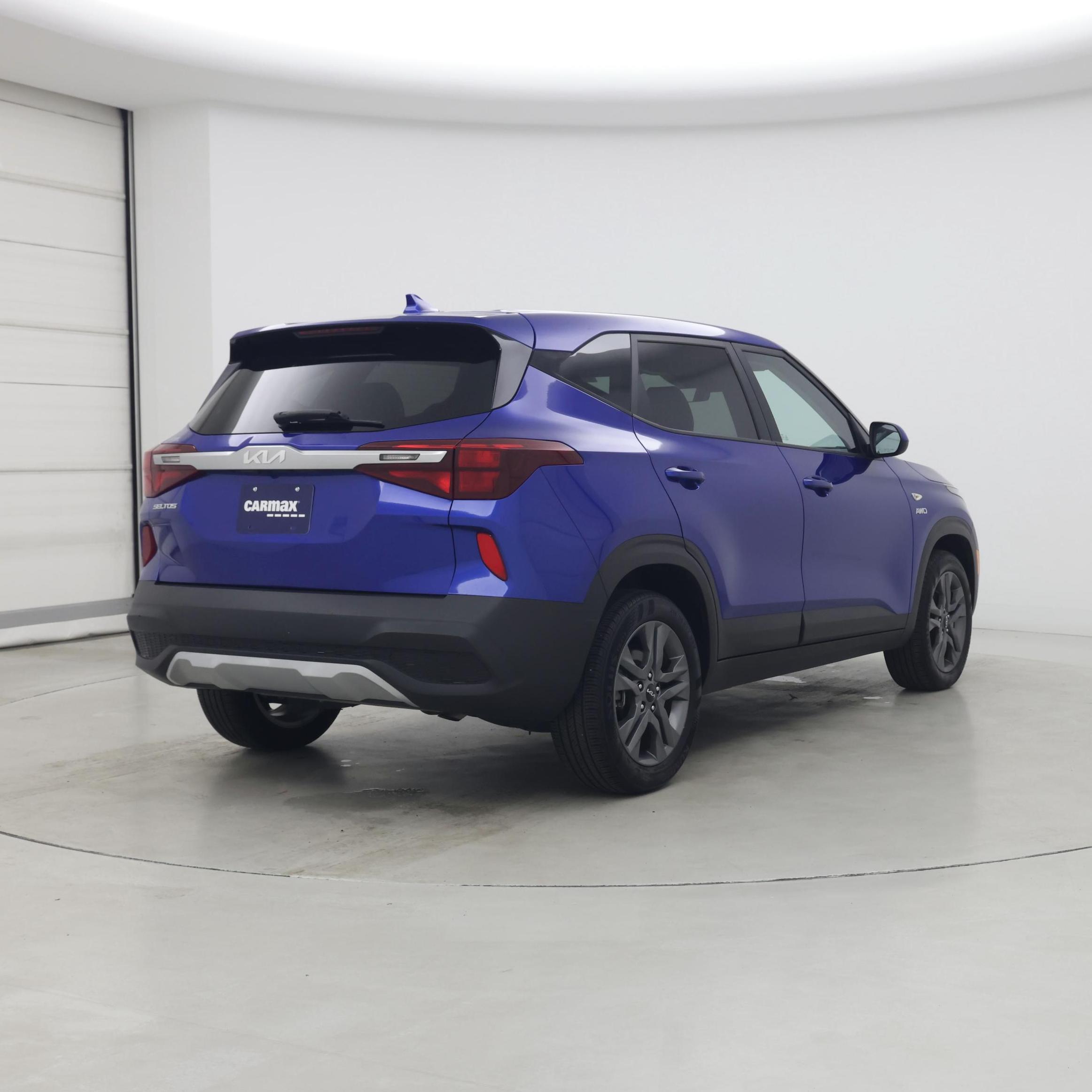 Thumbnail: 2023 Kia Seltos - 8