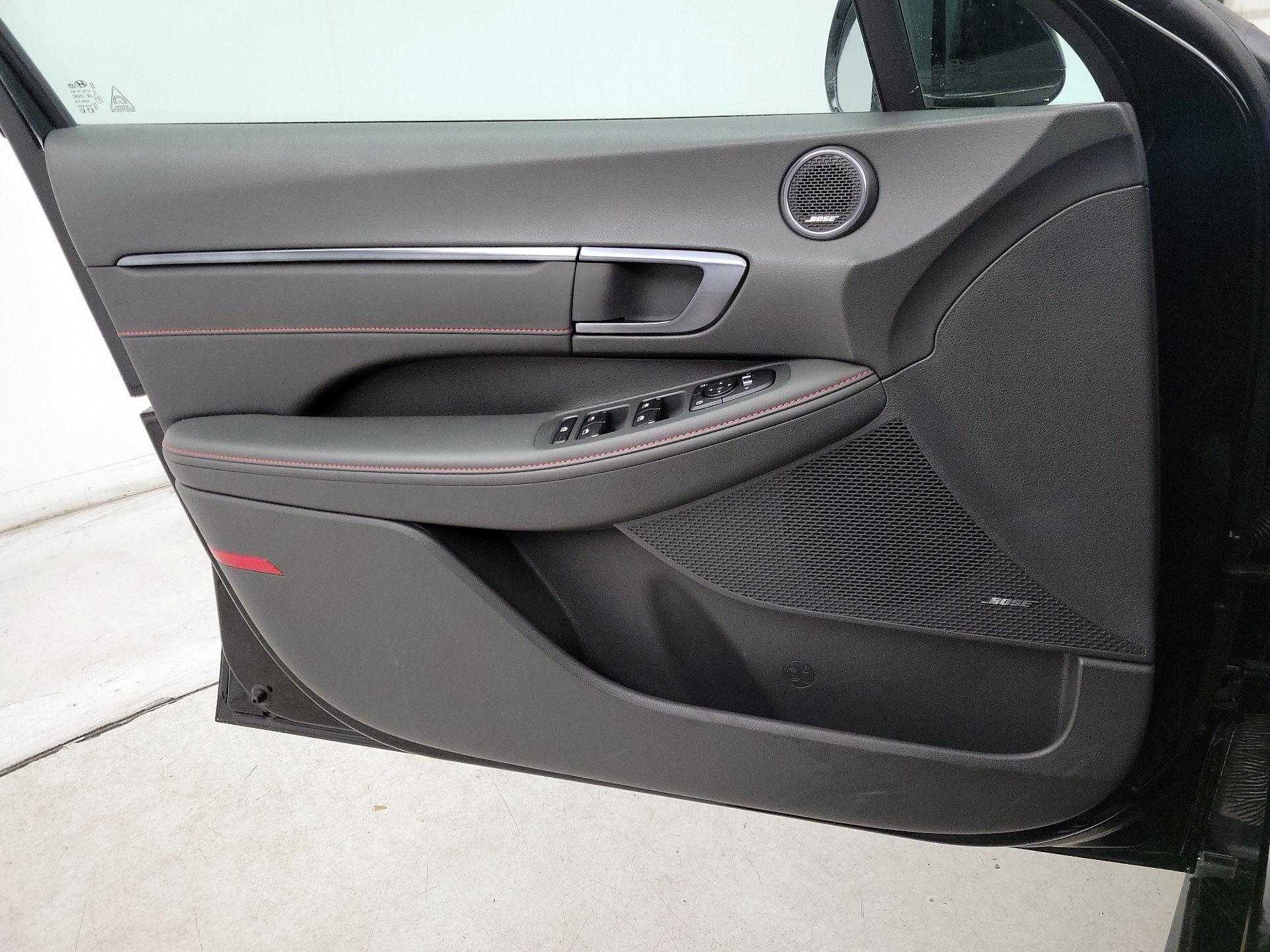 Thumbnail: 2023 Hyundai Sonata - 12