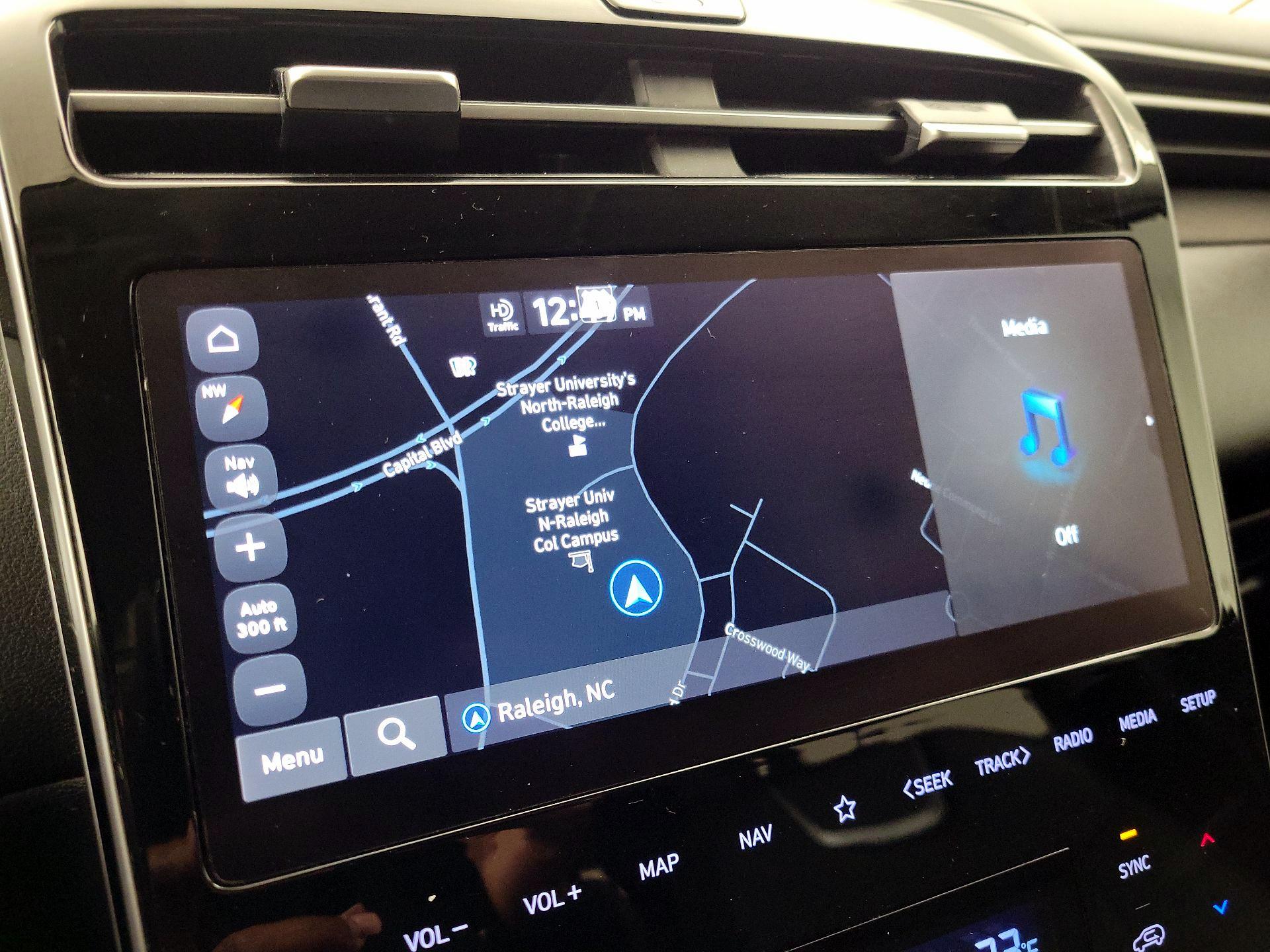 Thumbnail: 2022 Hyundai Tucson - 14