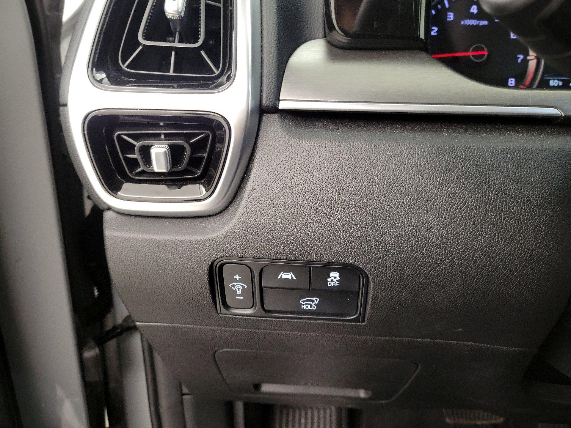 Thumbnail: 2022 Kia Sorento - 13